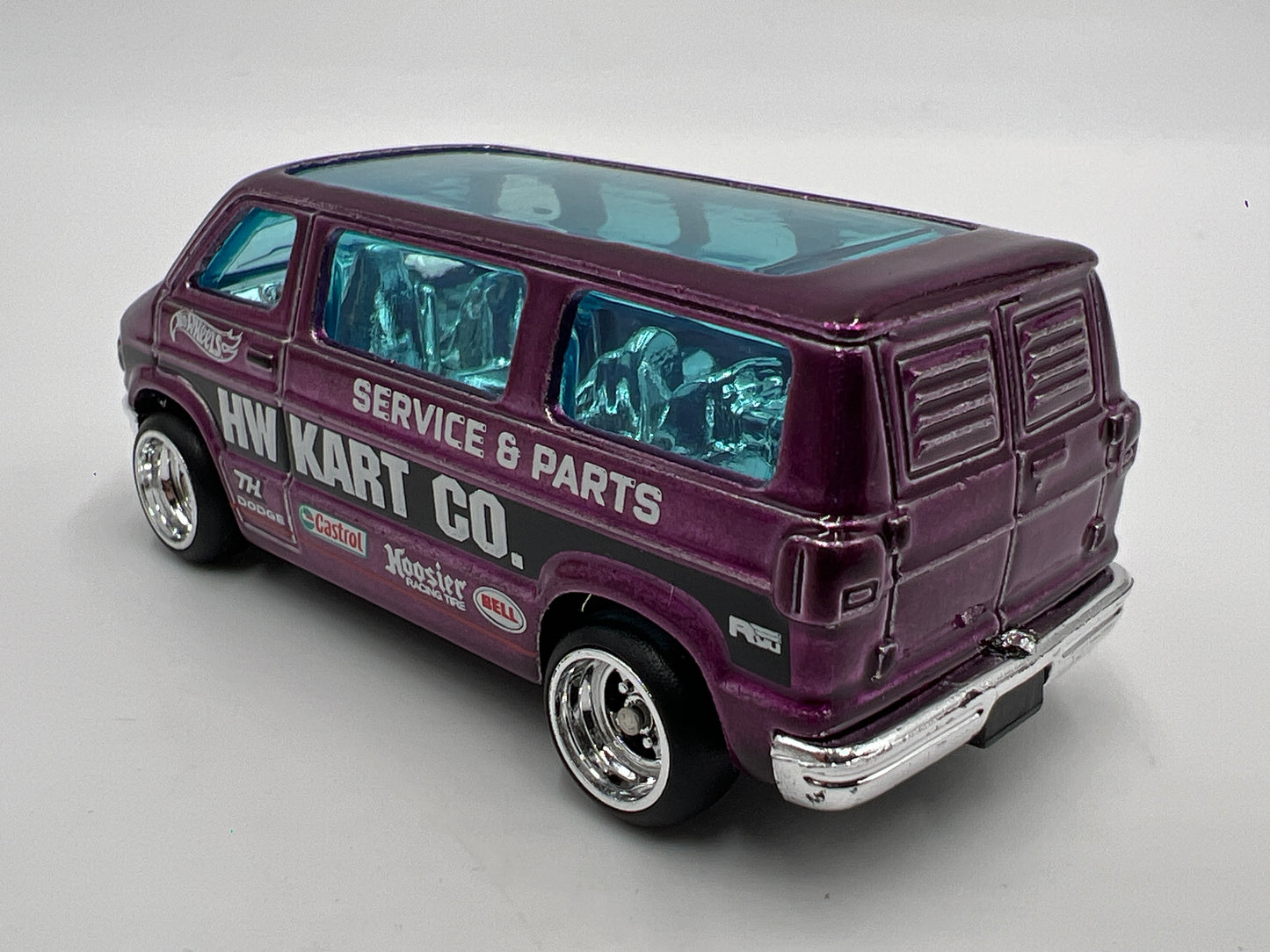 2022 Hot Wheels 1/64 Super Treasure Hunt Dodge Van Purple Loose