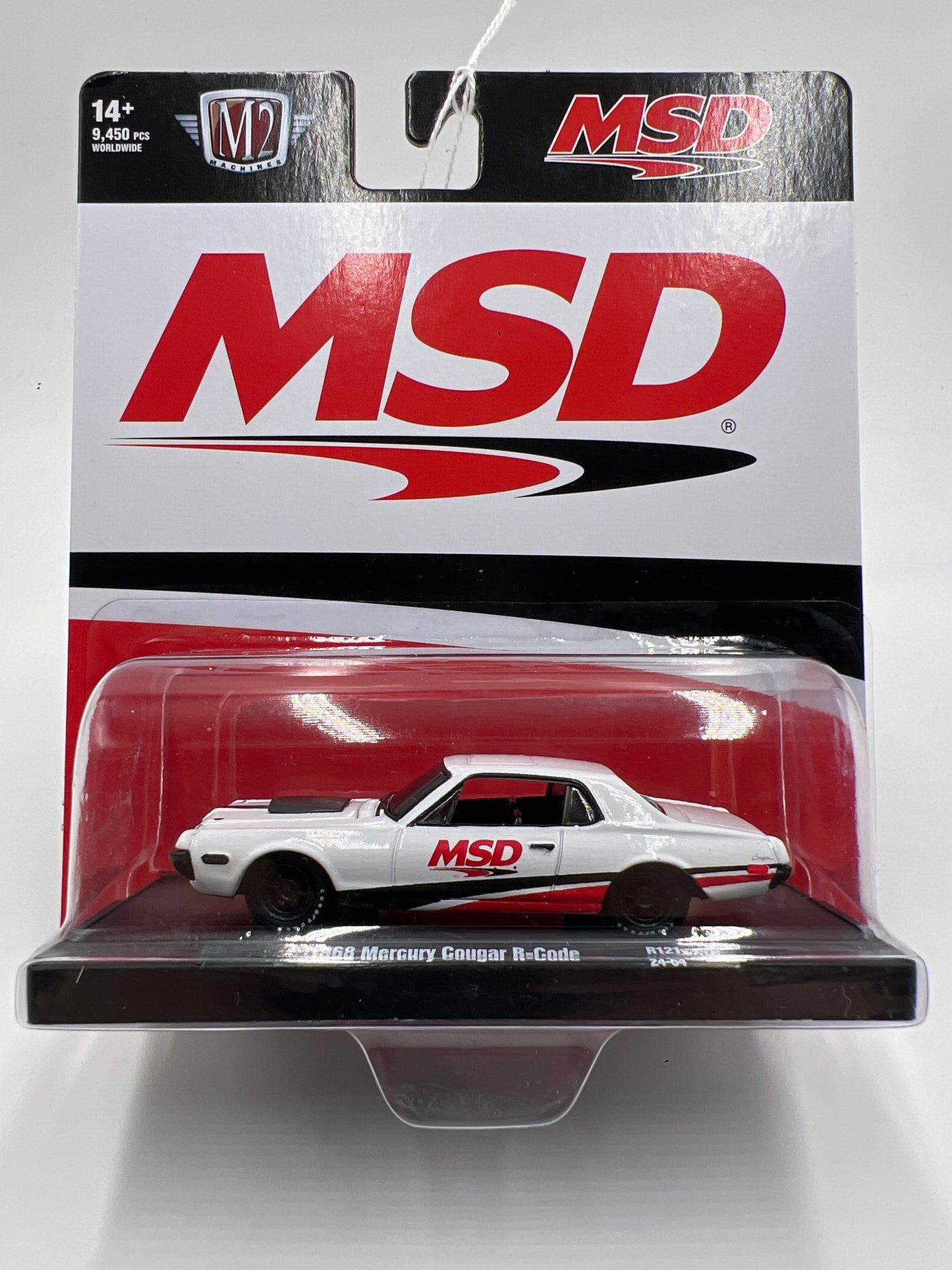 M2 Machines Auto Drivers 1968 Mercury Cougar R-Code White MSD R121 192E