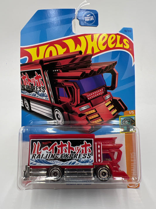 2023 Hot Wheels Haulers Treasure Hunt #10 Raijin Express Red 277E