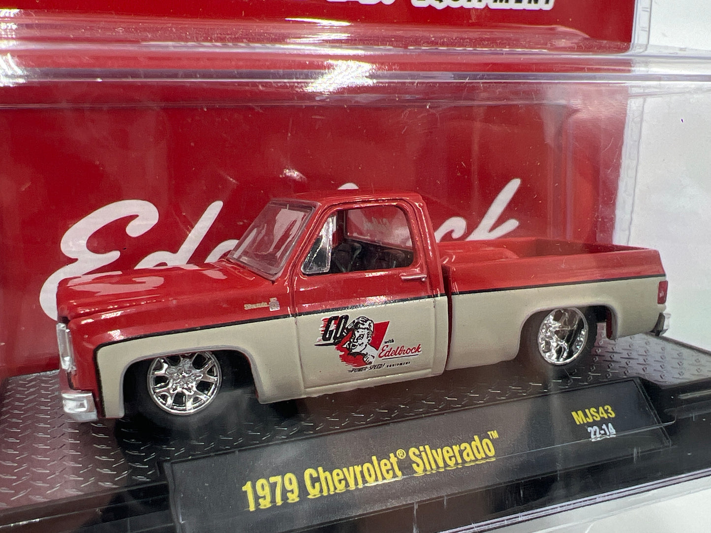 M2 Machines MiJo Exclusives 1973 Chevrolet Silverado Edelbrock MJS43