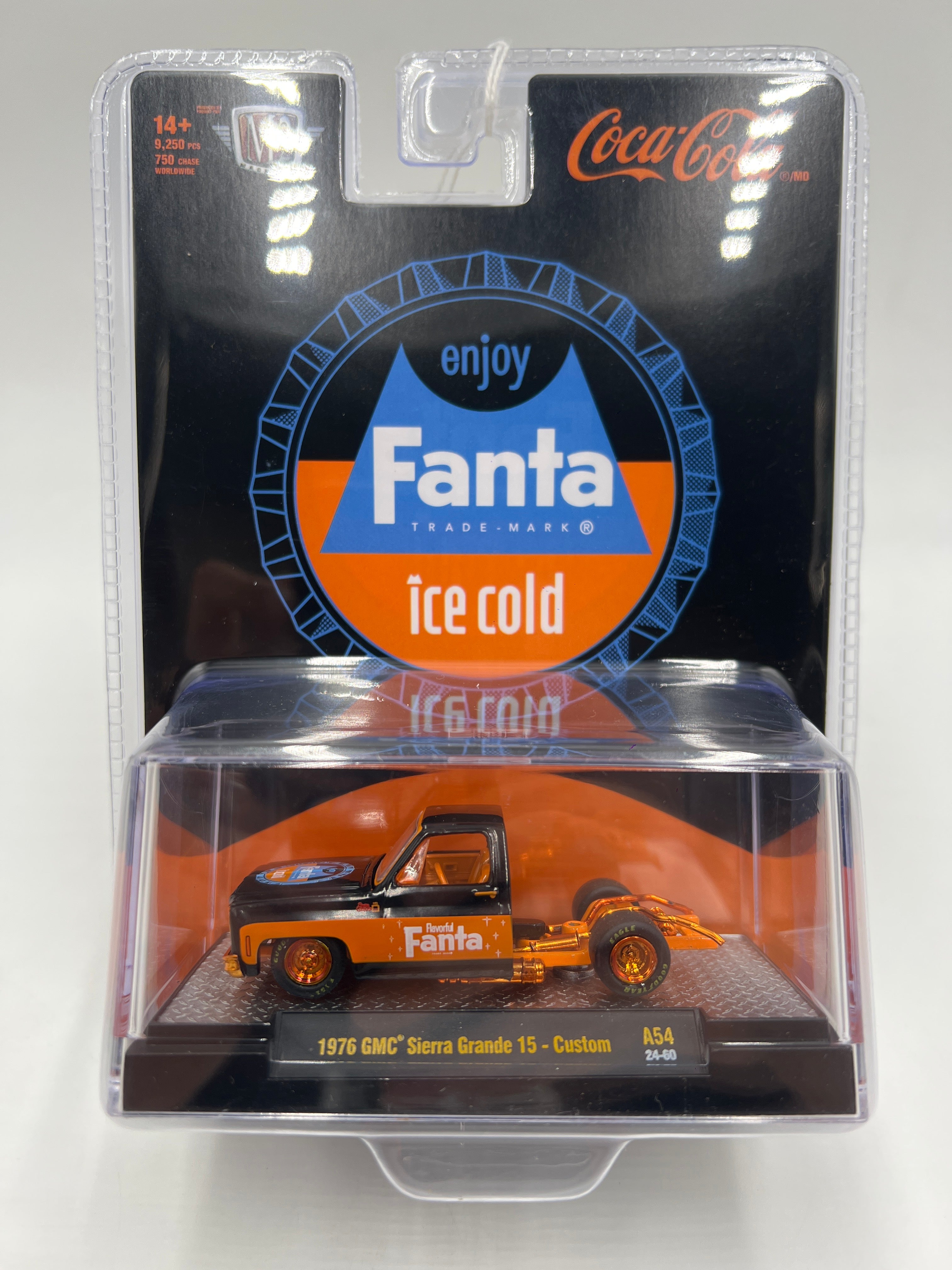 M2マシーン　コカ・コーラ　GMC　シエラ 1/64 M2 Machines Coca-Cola Release A54 1976 GMC Sierra Grande 15