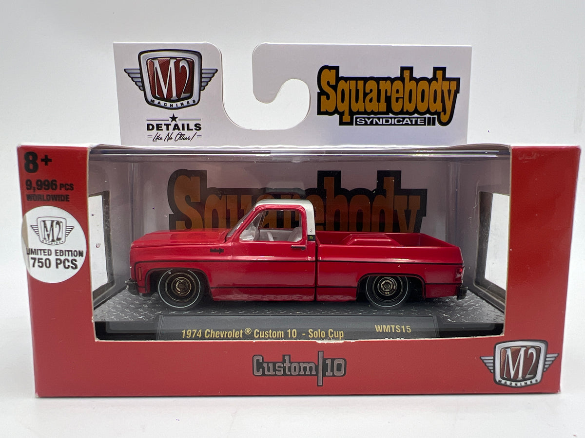 M2 Machines WMTS15 CHASE Squarebody Syndicate 1974 Chevrolet Custom 10 Solo Cup