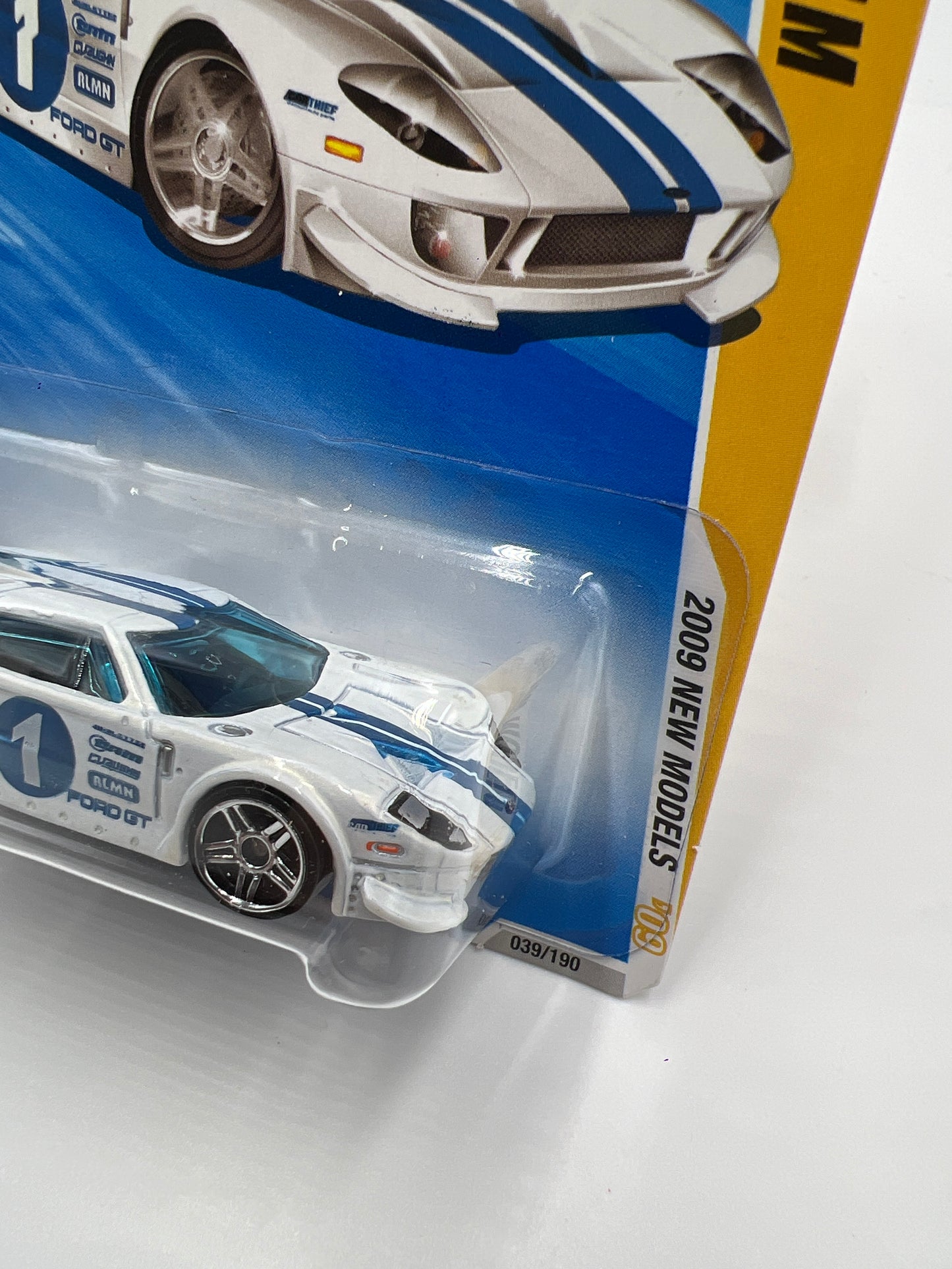 2009 Hot Wheels New Models #39 Ford GT LM White Factory Sealed SR