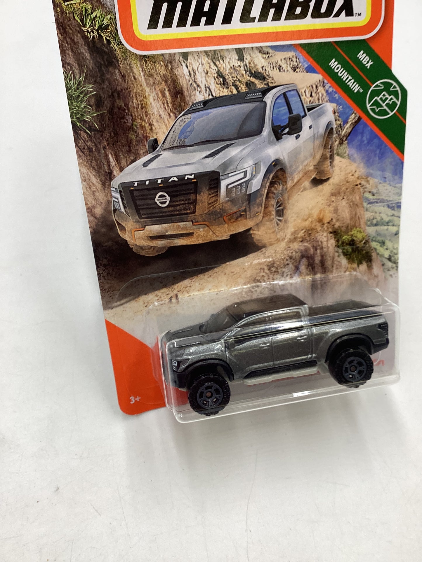 Matchbox MBX Mountain #76 2016 Nissan Titan Warrior Concept Gray