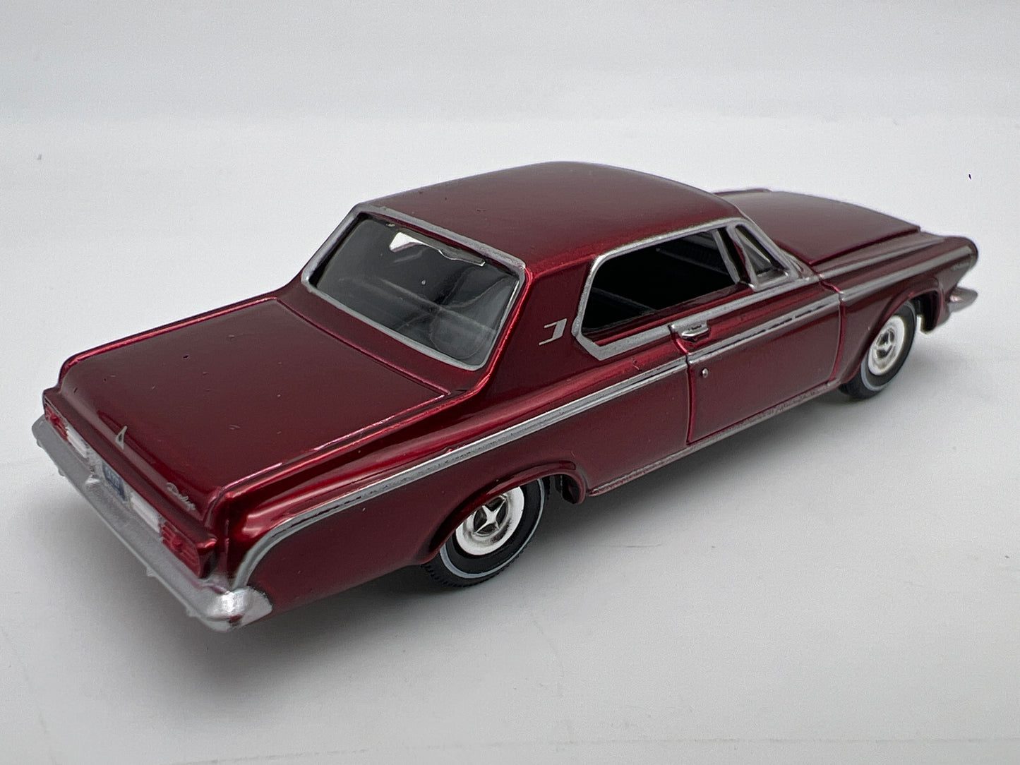 Auto World 1/64 Ultra Red CHASE Vintage Muscle 1963 Dodge Polara Red W/Box Loose