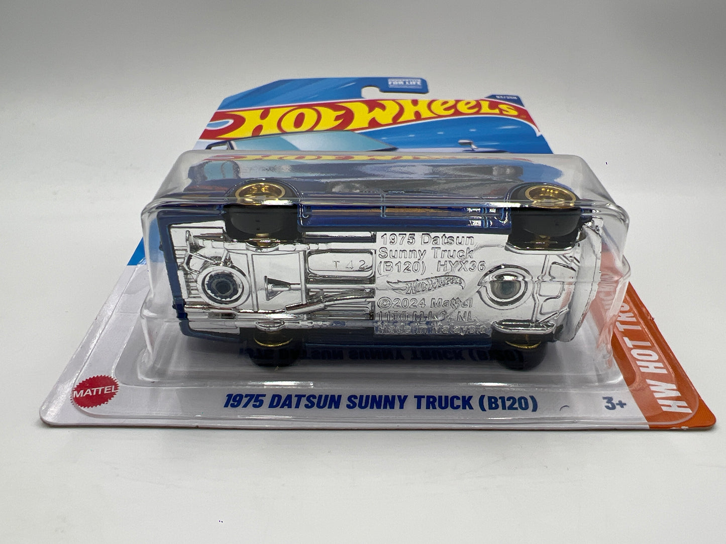 2025 Hot Wheels D Case Super Treasure Hunt #93 1975 Datsun Sunny Truck B120 Blue W/Protector