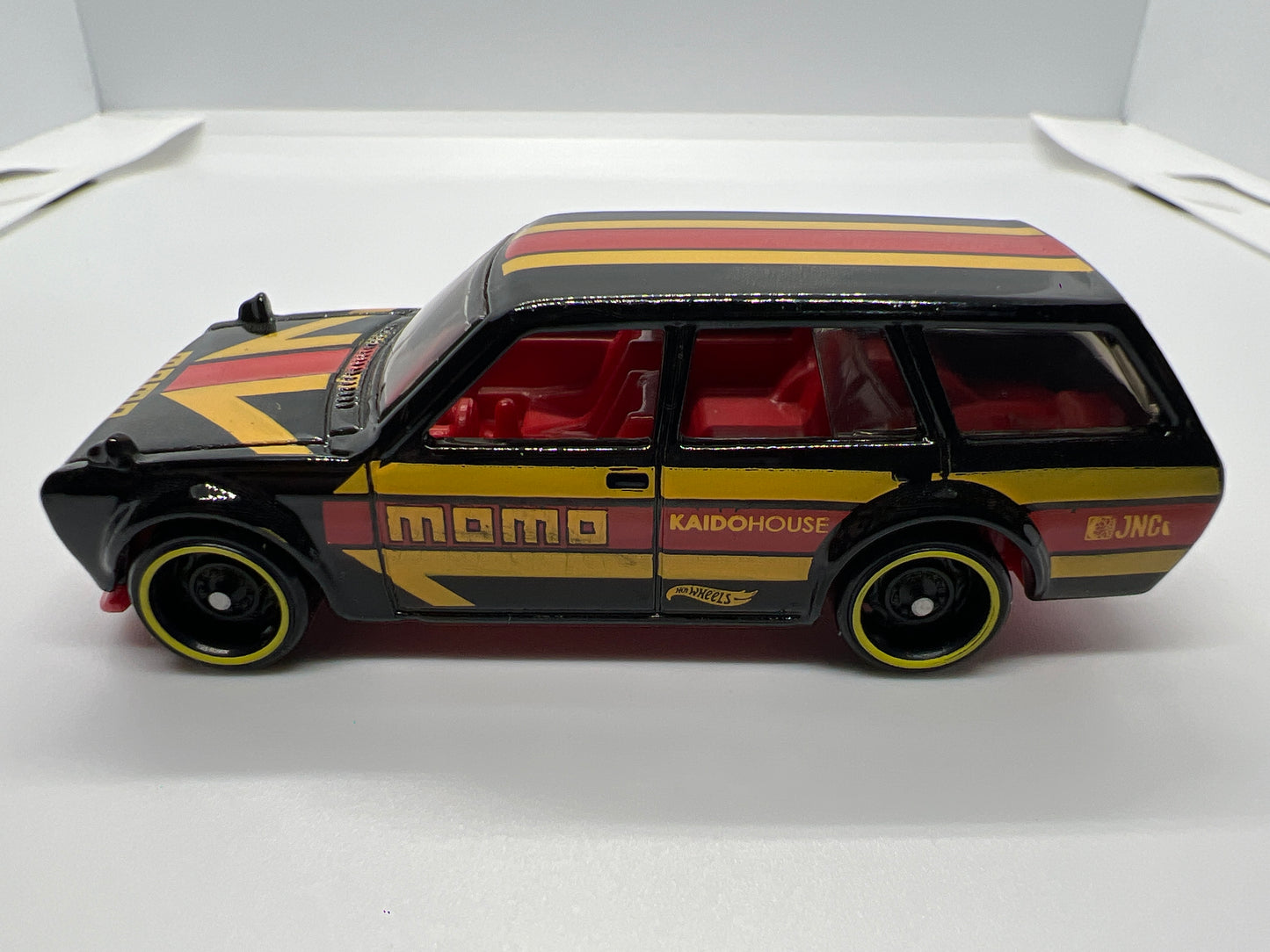 Hot Wheels 1/64 Mainline 71 Datsun 510 Wagon Momo Black Loose