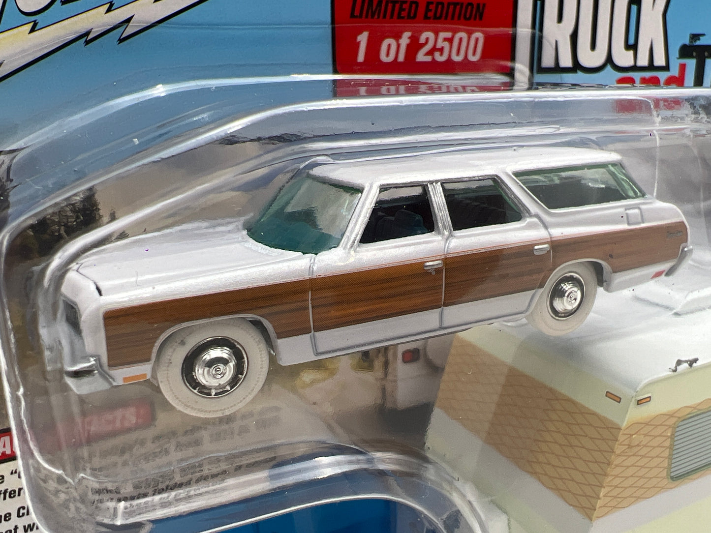 Johnny Lightning WL CHASE Truck And Trailer 1973 Chevy Caprice Wagon W/Camper Trailer