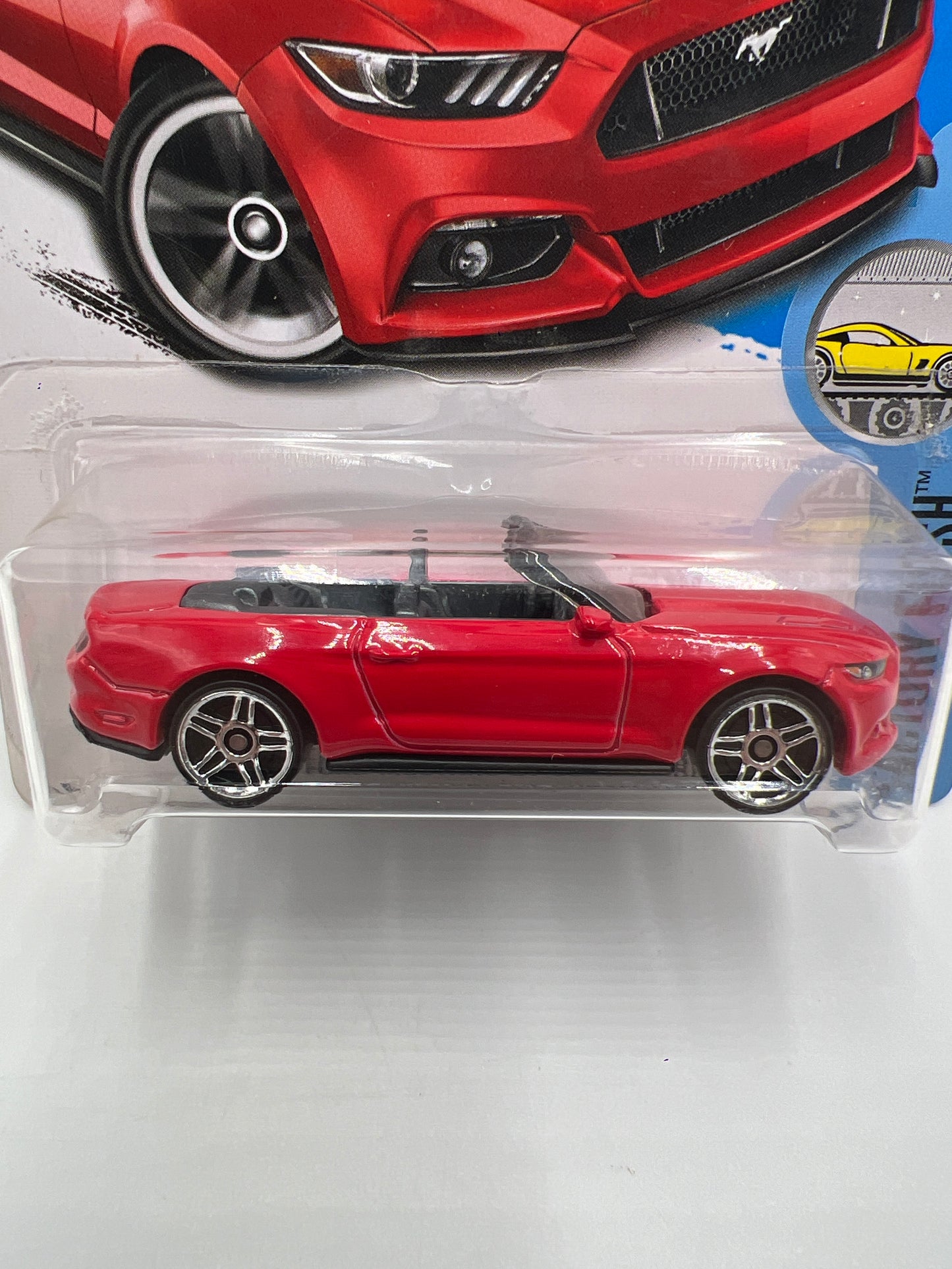 2017 Hot Wheels Factory Fresh #7 2015 Ford Mustang GT Convertible Red