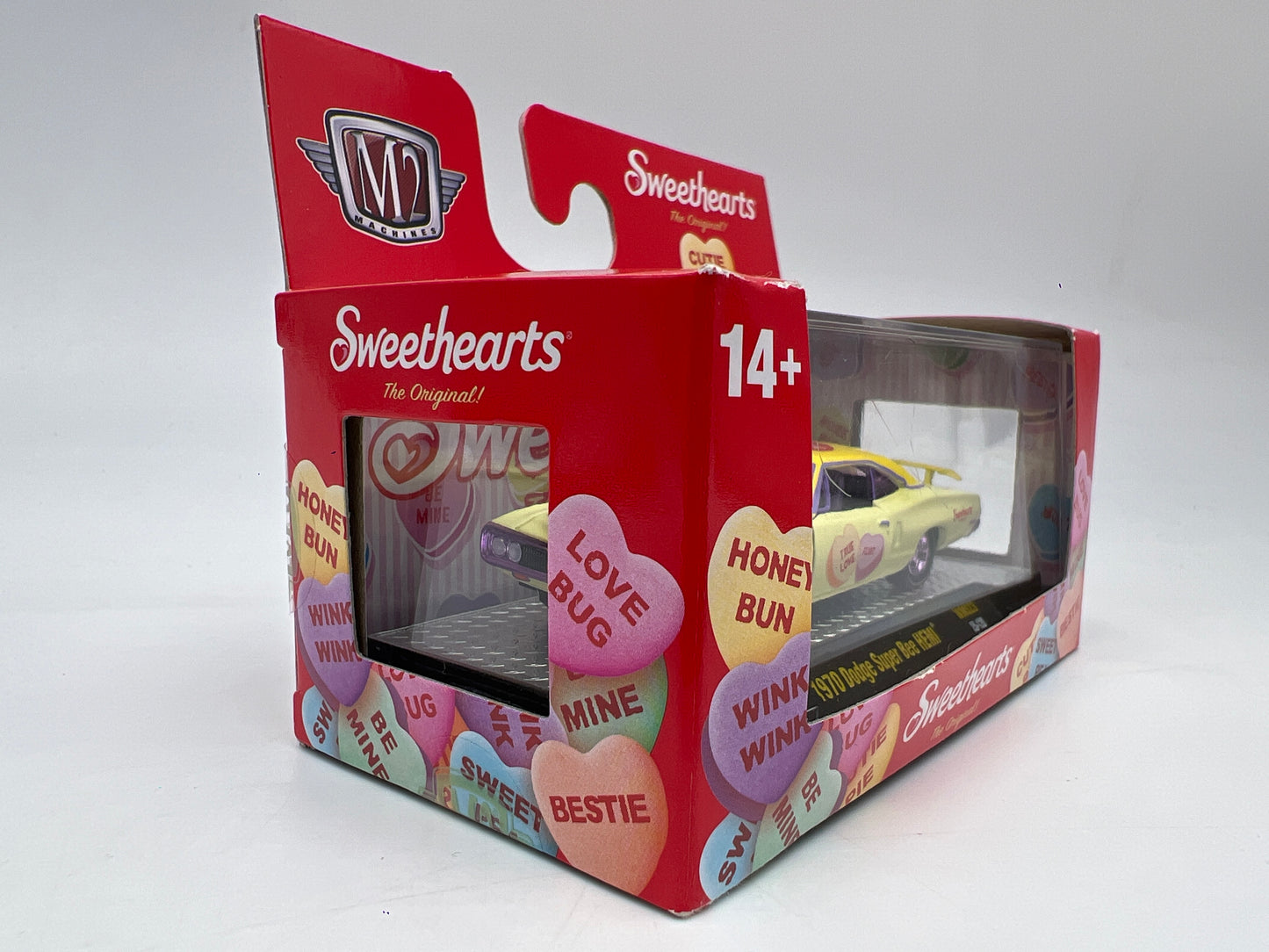 2026 M2 Machines WMTS23 CHASE Walmart Sweethearts 1970 Dodge Super Bee Hemi Yellow