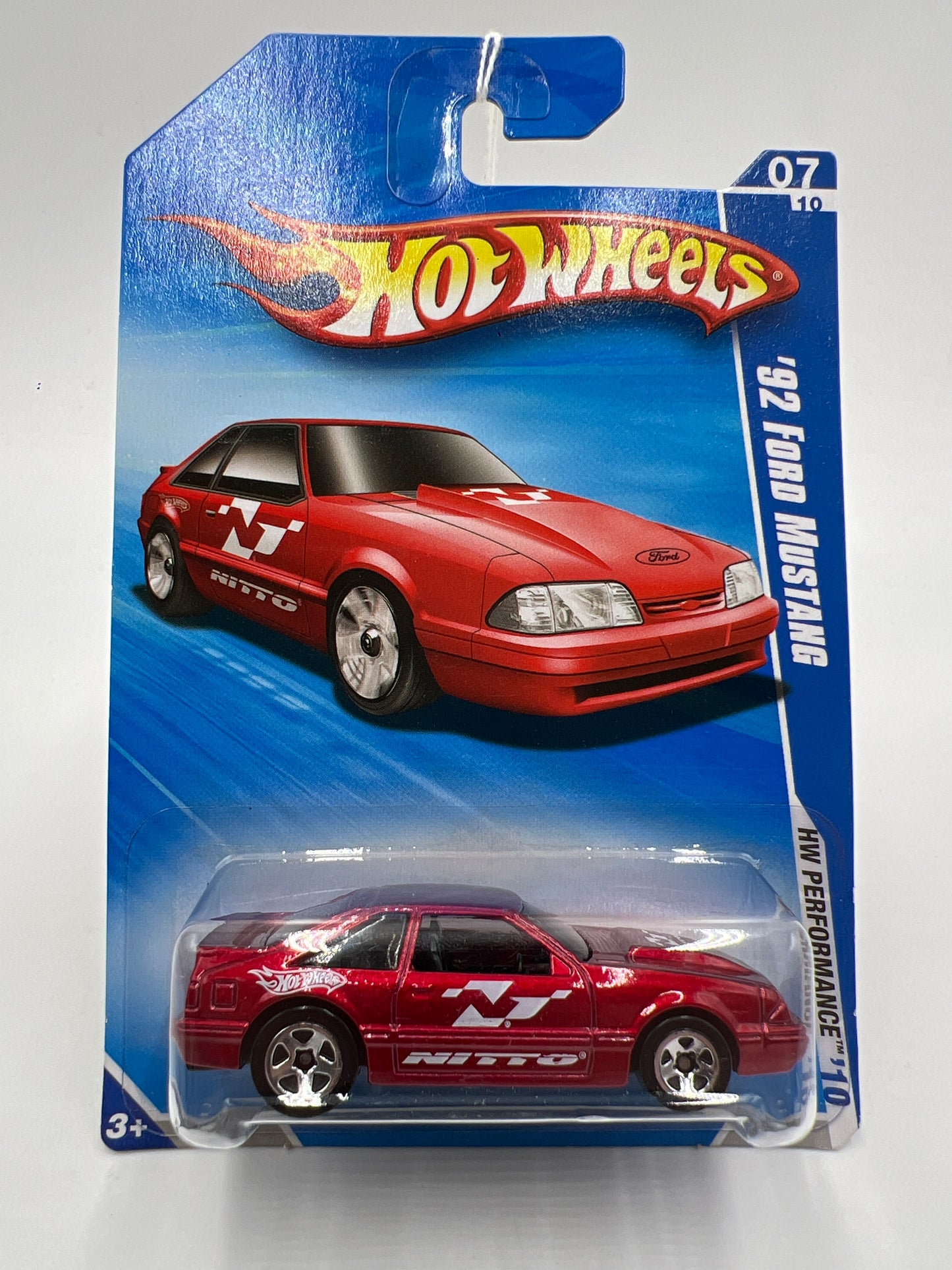 2010 Hot Wheels Performance #105 92 Ford Mustang Red 20A