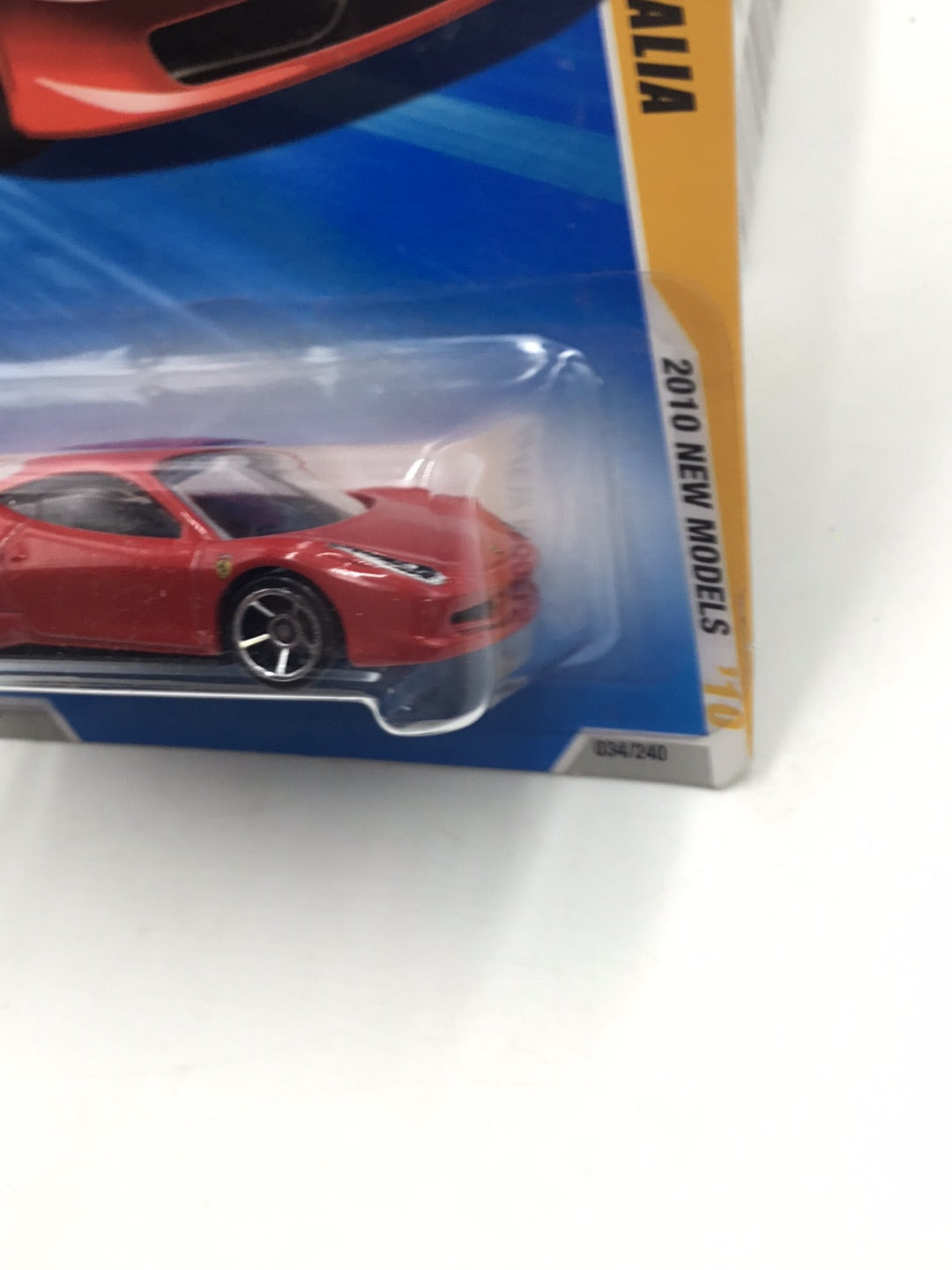 2010 Hot Wheels #34 Ferrari 458 Italia with protector