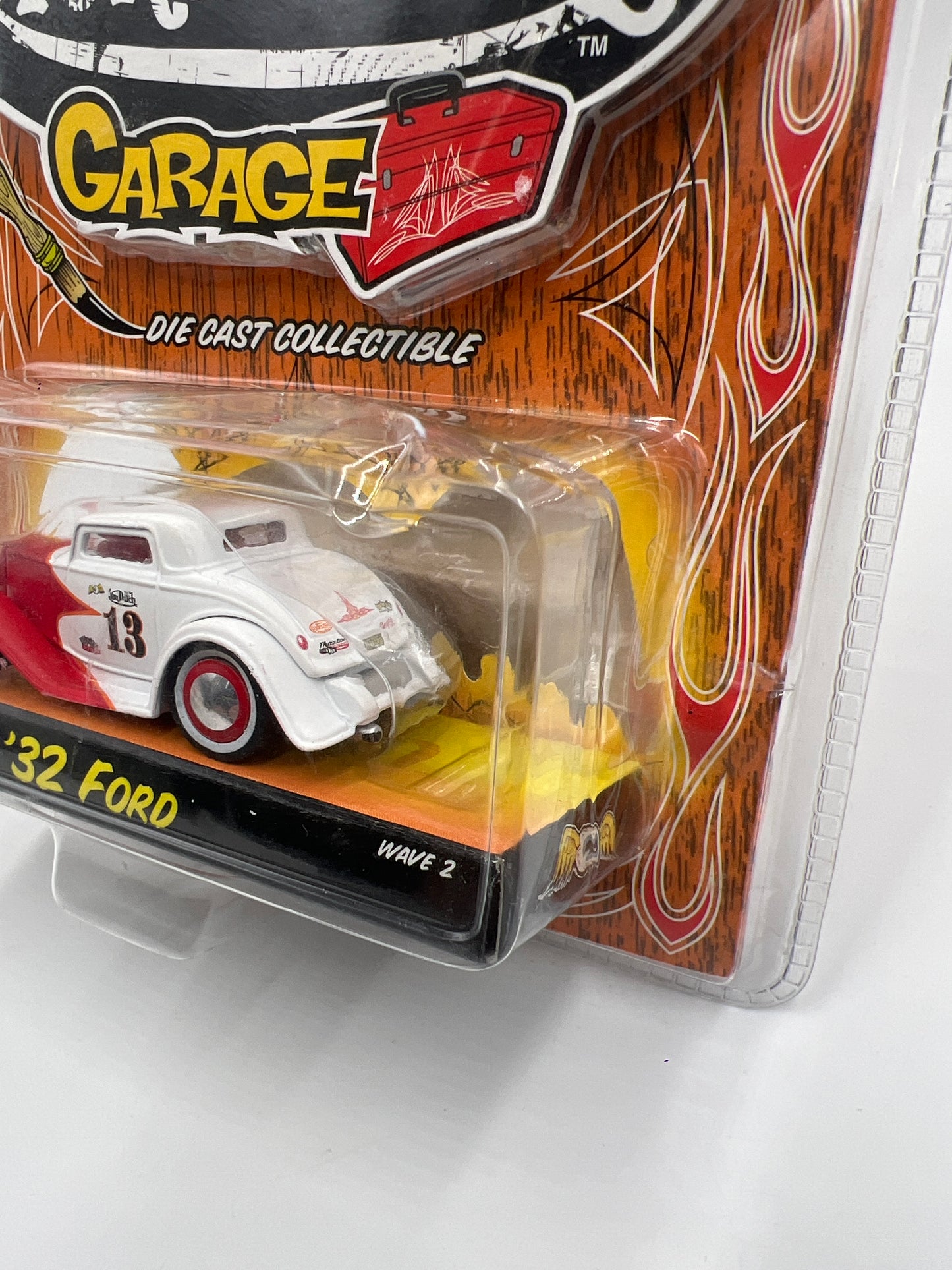 Jada Toys Von Dutch Garage 32 Ford White/Red 215G