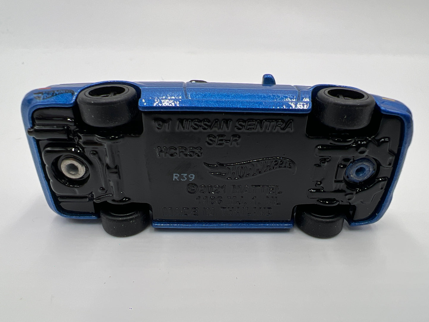 Hot Wheels 1/64 Premium Diorama Set 91 Nissan Sentra SE-R Blue Loose