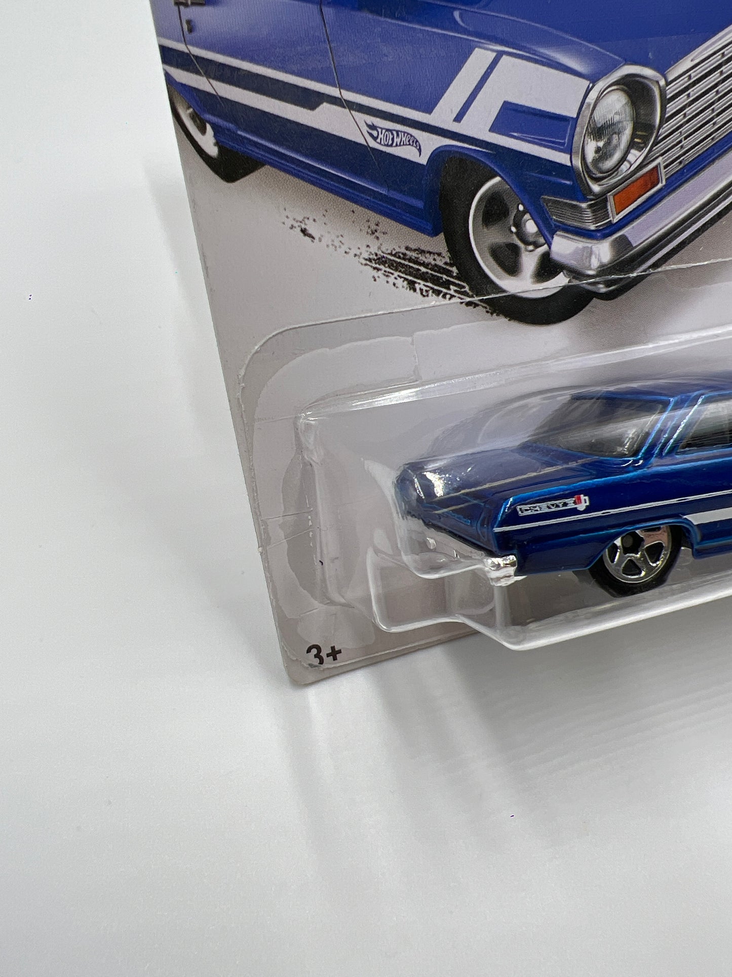 2016 Hot Wheels Muscle Mania #128 63 Chevy II Blue Target Snowflake Card 238D