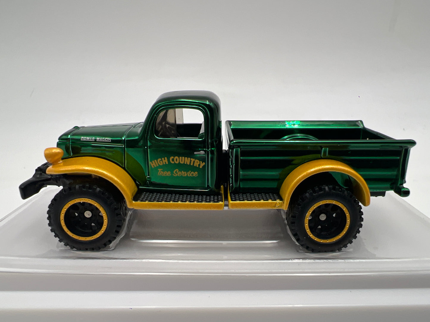 2023 Hot Wheels RLC Holiday Car #12957/30000 1952 Dodge Power Wagon Green