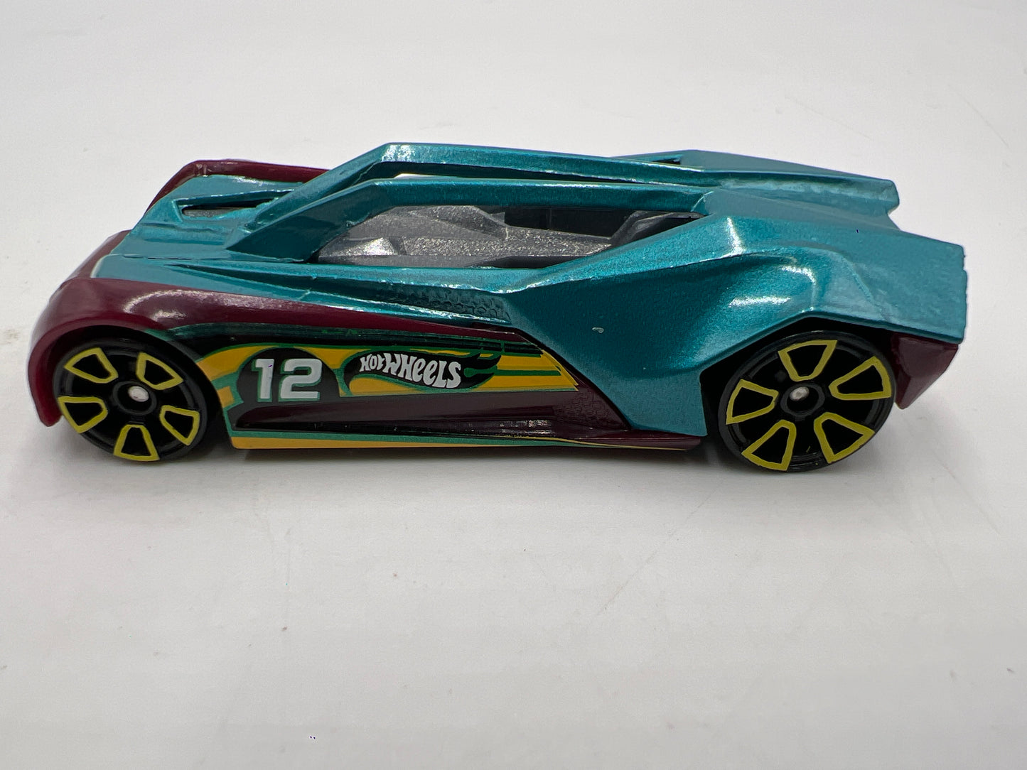 2017 Hot Wheels Mystery Models Series 2 #9 Split Vision Teal