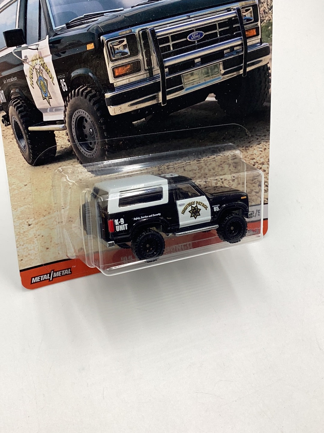 Hot Wheels Wild Terrain ‘85 Ford Bronco Police 2/5 258C