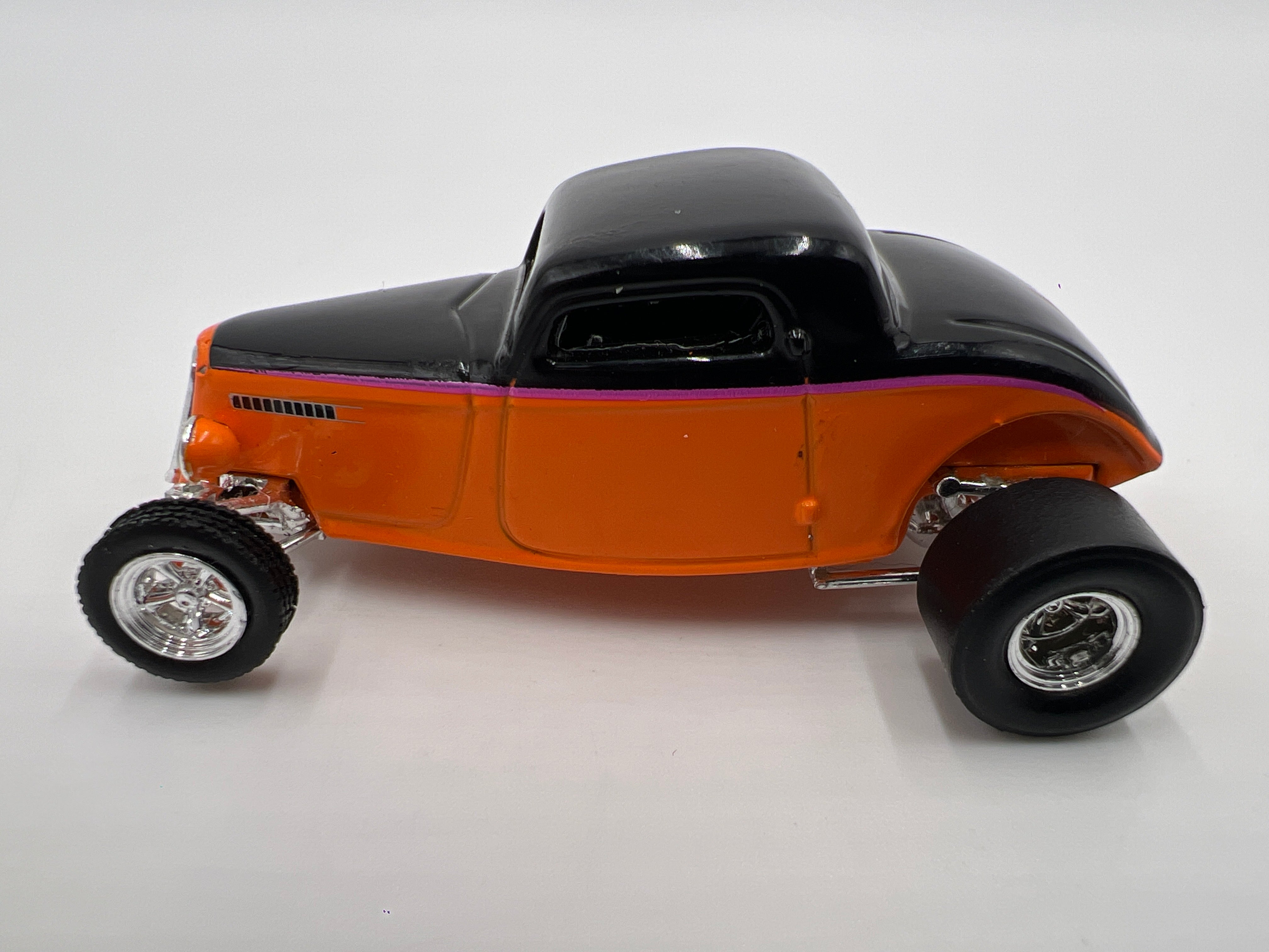 Hot Wheels 1/64 Premium 100% Black Box 32 Ford Hi-Boy Coupe Orange