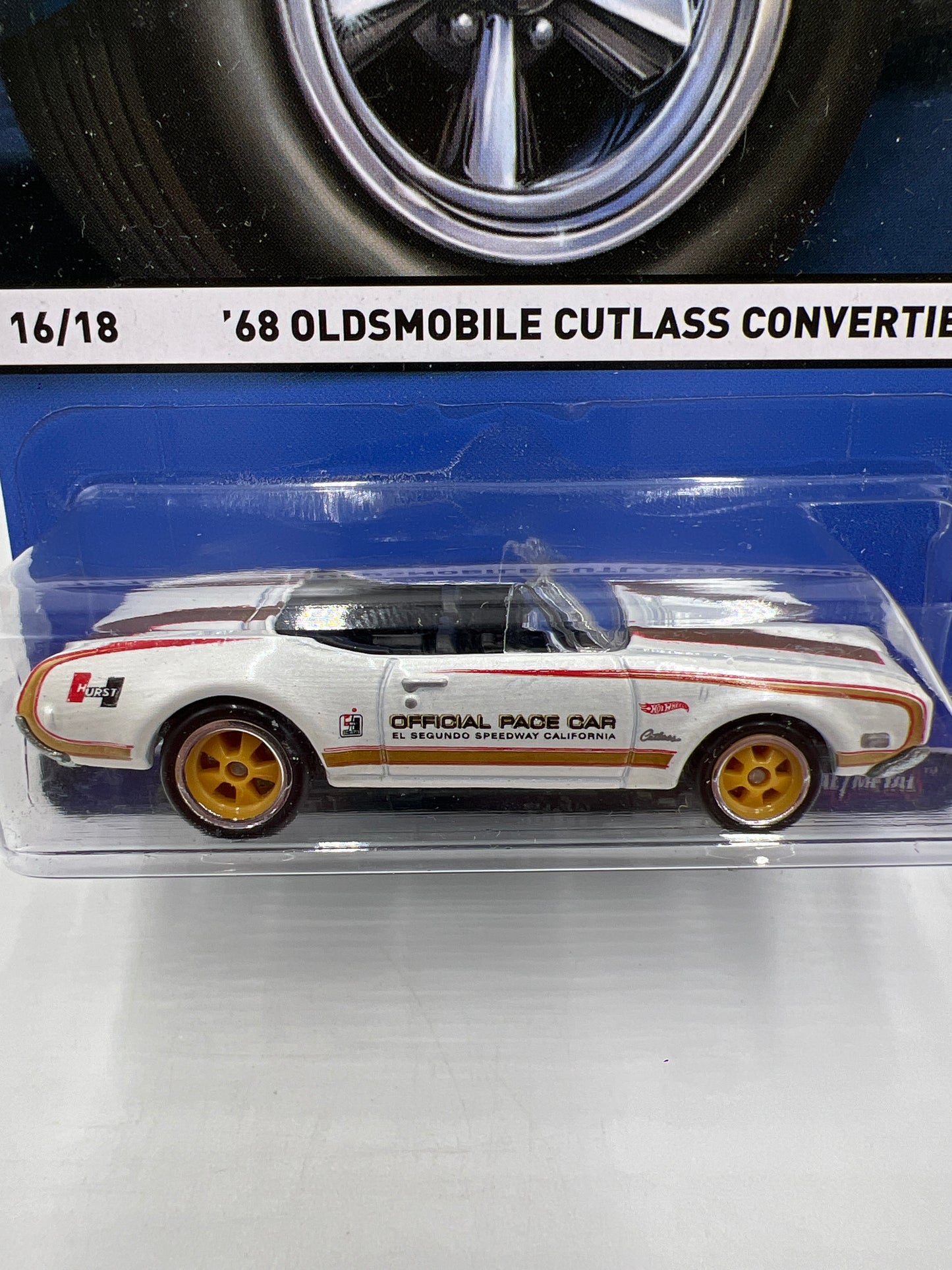 Hot Wheels Premium Real Riders #16 68 Oldsmobile Cutlass Convertible White Hurst 244K