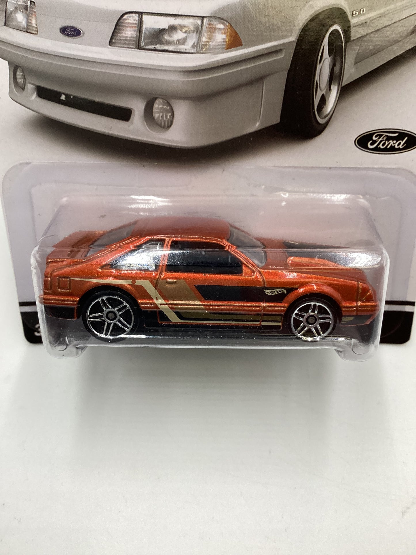 Hot Wheels Mustang 50 Years #4 92 Ford Mustang Orange 153D