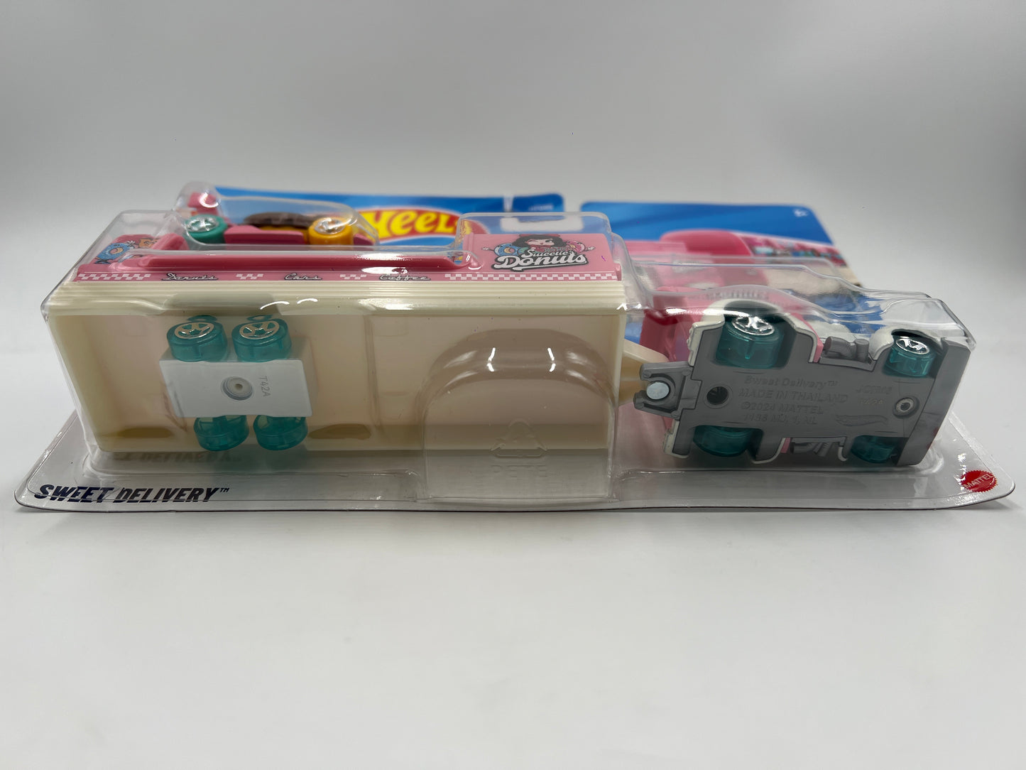 2025 Hot Wheels Super Rigs Sweet Delivery Pink/White 168F
