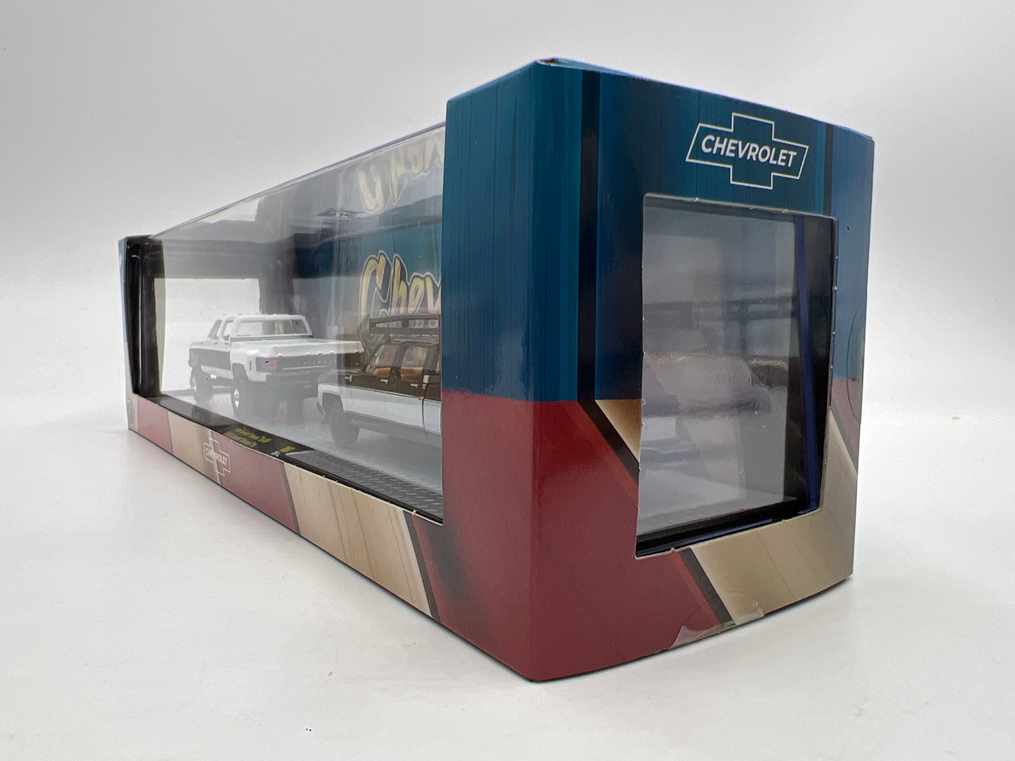 M2 Machines Auto Haulers 1975 Chevrolet Silverado 30 4x4 & 1973 Chevrolet Silverado 30 R87