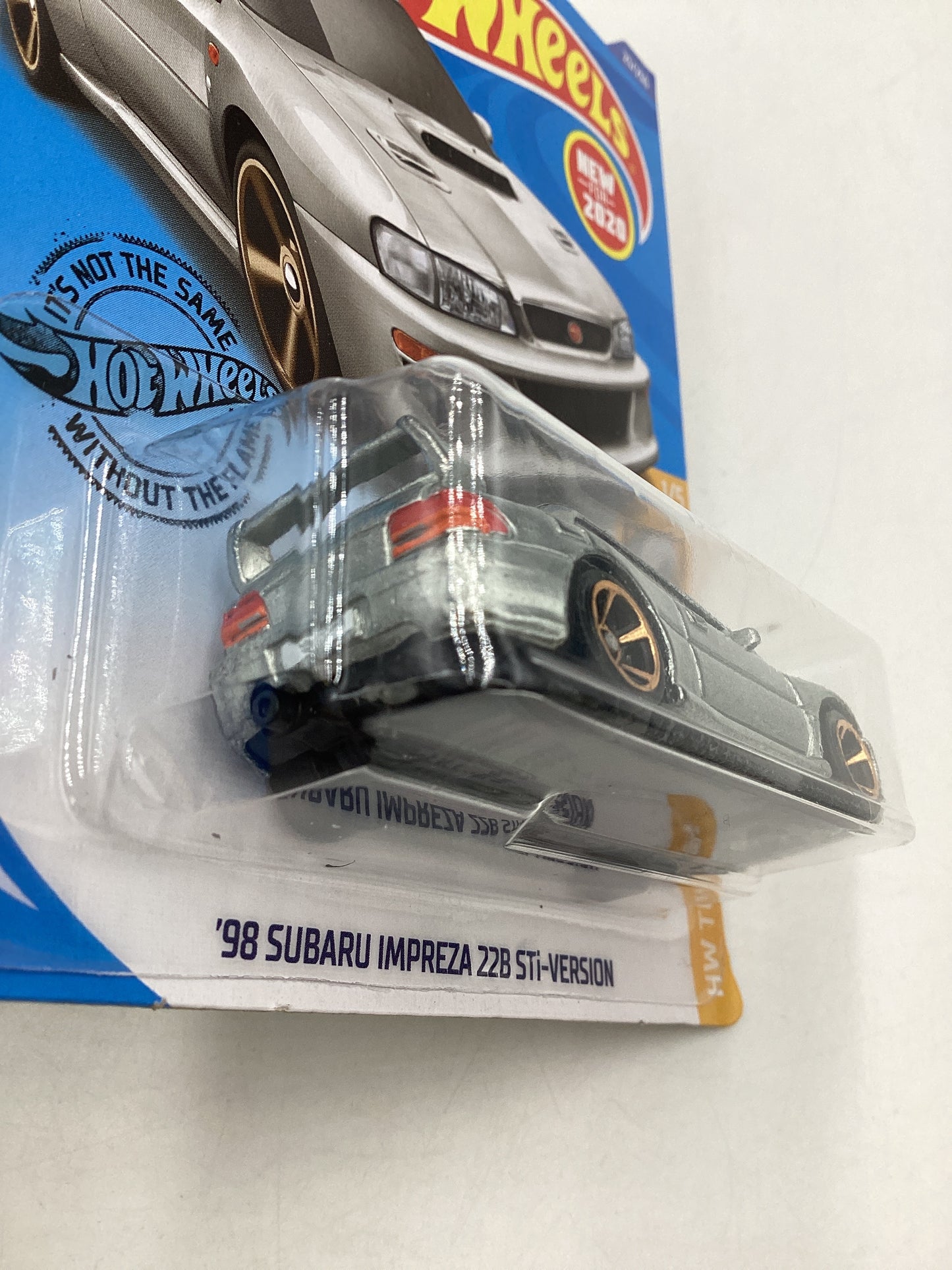 2020 Hot wheels Zamac 007 #23 *Cracked Blister* 98 Subaru Impreza 22B STI-version 148A