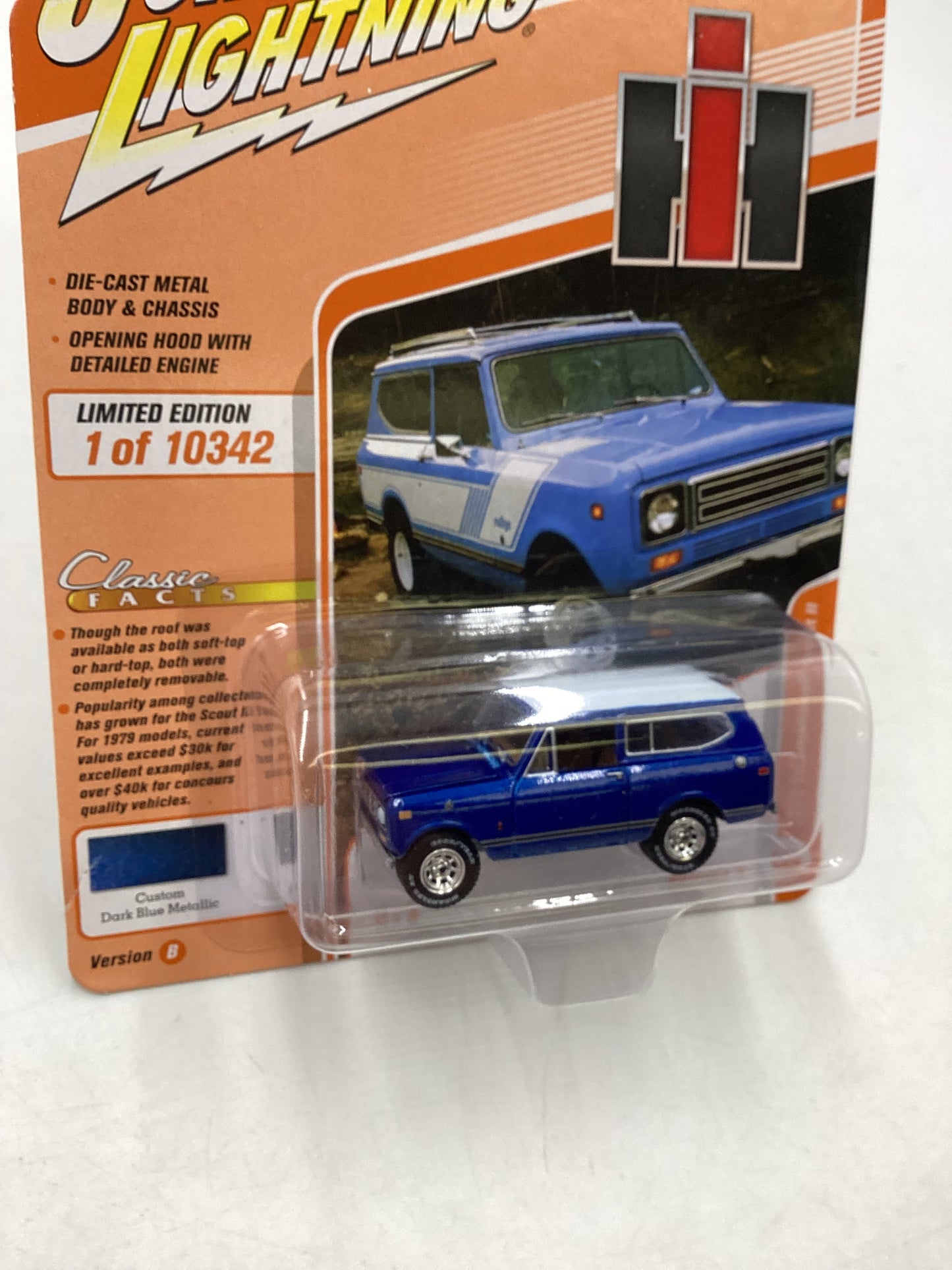Johnny Lightning Classic Gold Collection 1979 International Scout II 219B