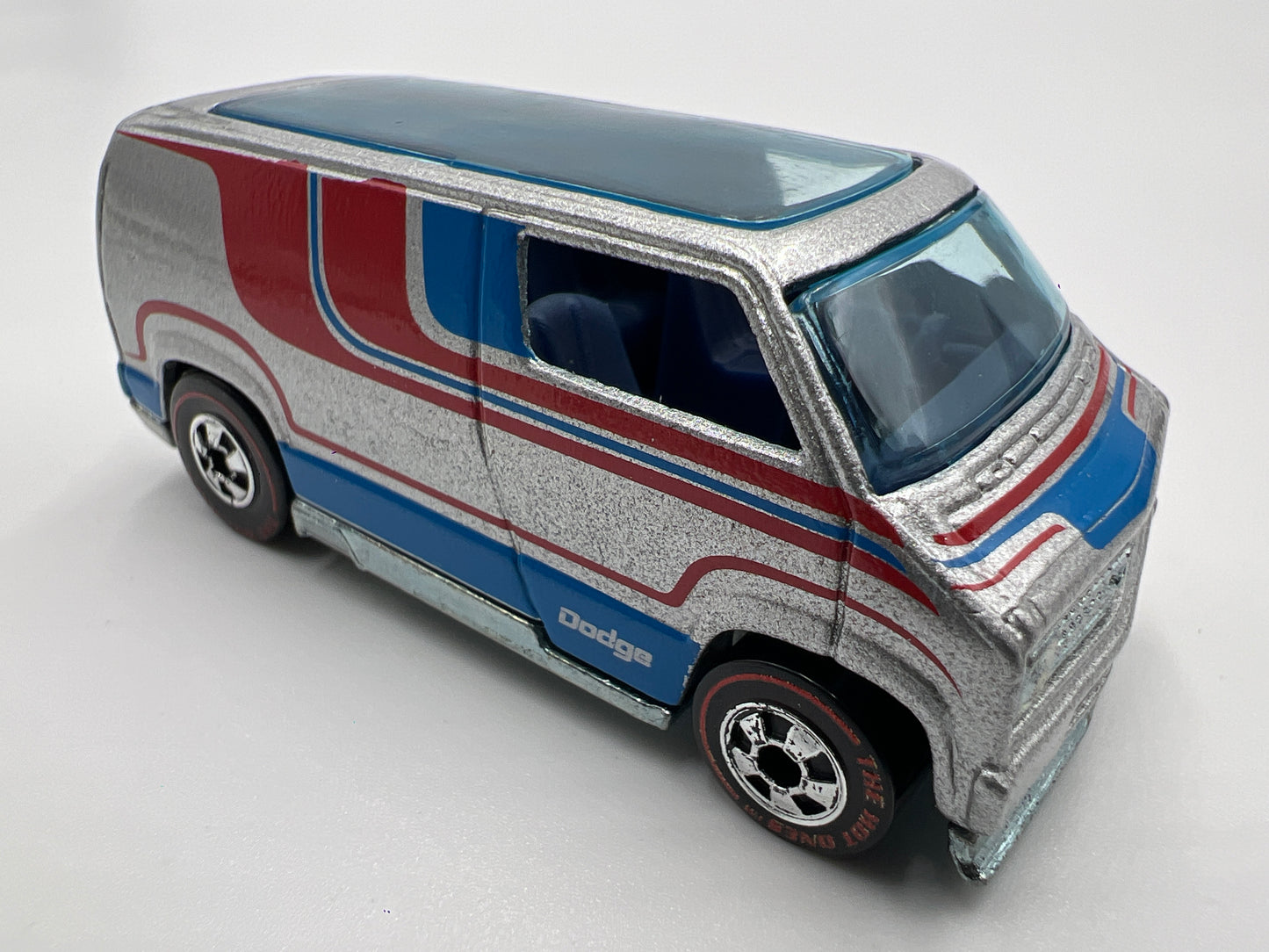 2011 Hot Wheels The Hot Ones CHASE Custom 77 Dodge Van Silver Loose