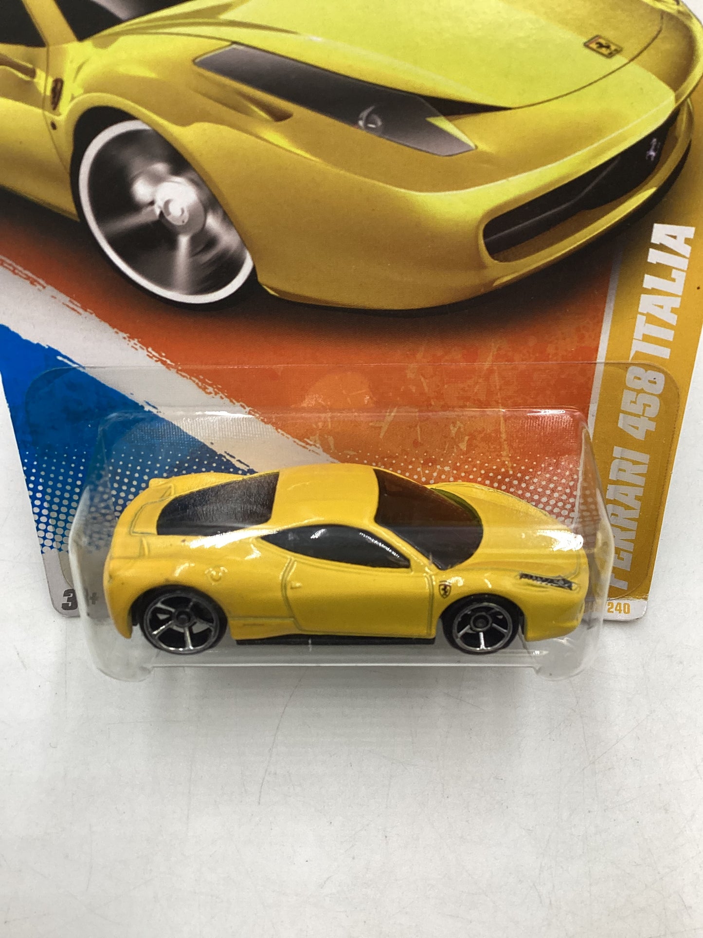 2010 Hot Wheels #34 Ferrari 458 Italia Yellow (SR)