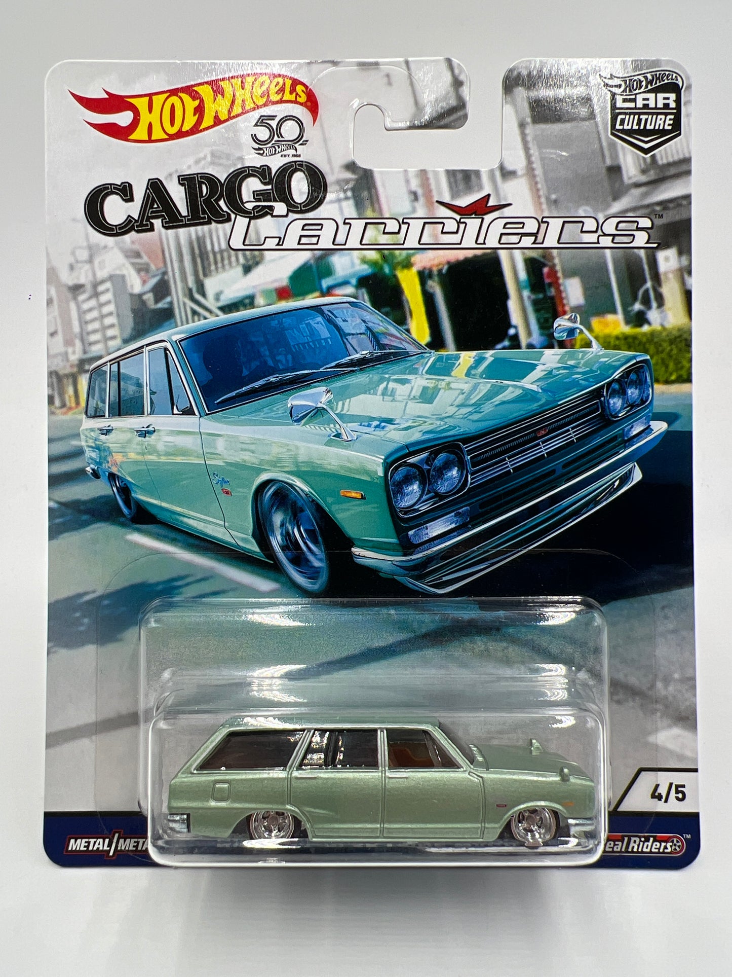 Hot Wheels Premium Cargo Carriers #4 Nissan C10 Skyline Wagon Light Green