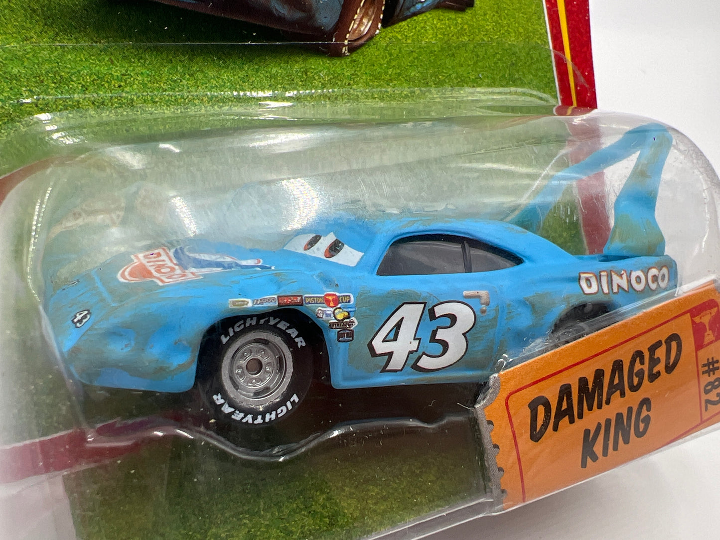 Disney Pixar The World Of Cars Race O Rama #82 Damaged King