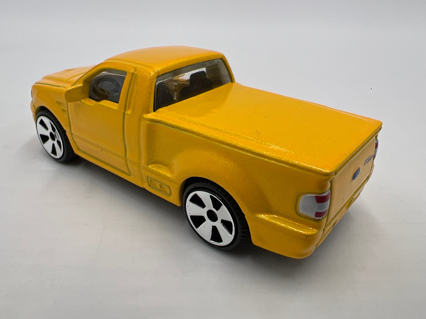 Matchbox 1/64 Superfast #2 Ford SVT Lightning Concept Yellow Loose