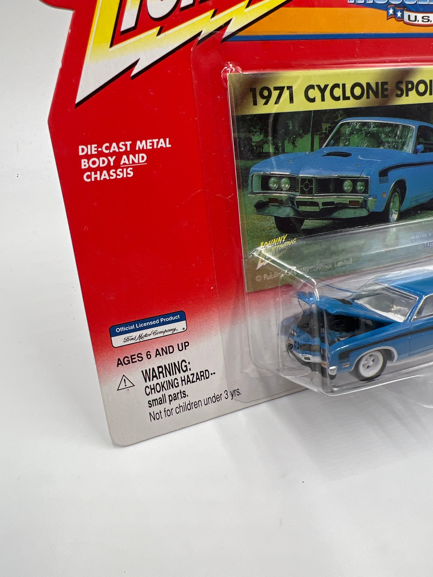 Johnny Lightning White Lightning Chase Muscle Cars U.S.A. 1971 Cyclone Spoiler Blue