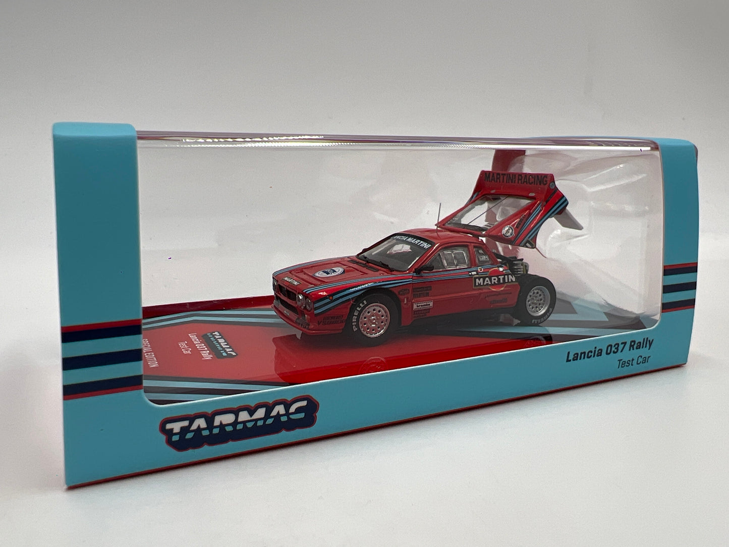Tarmac Works x Hobby64+ Lancia 037 Rally Test Car Martini Special Edition