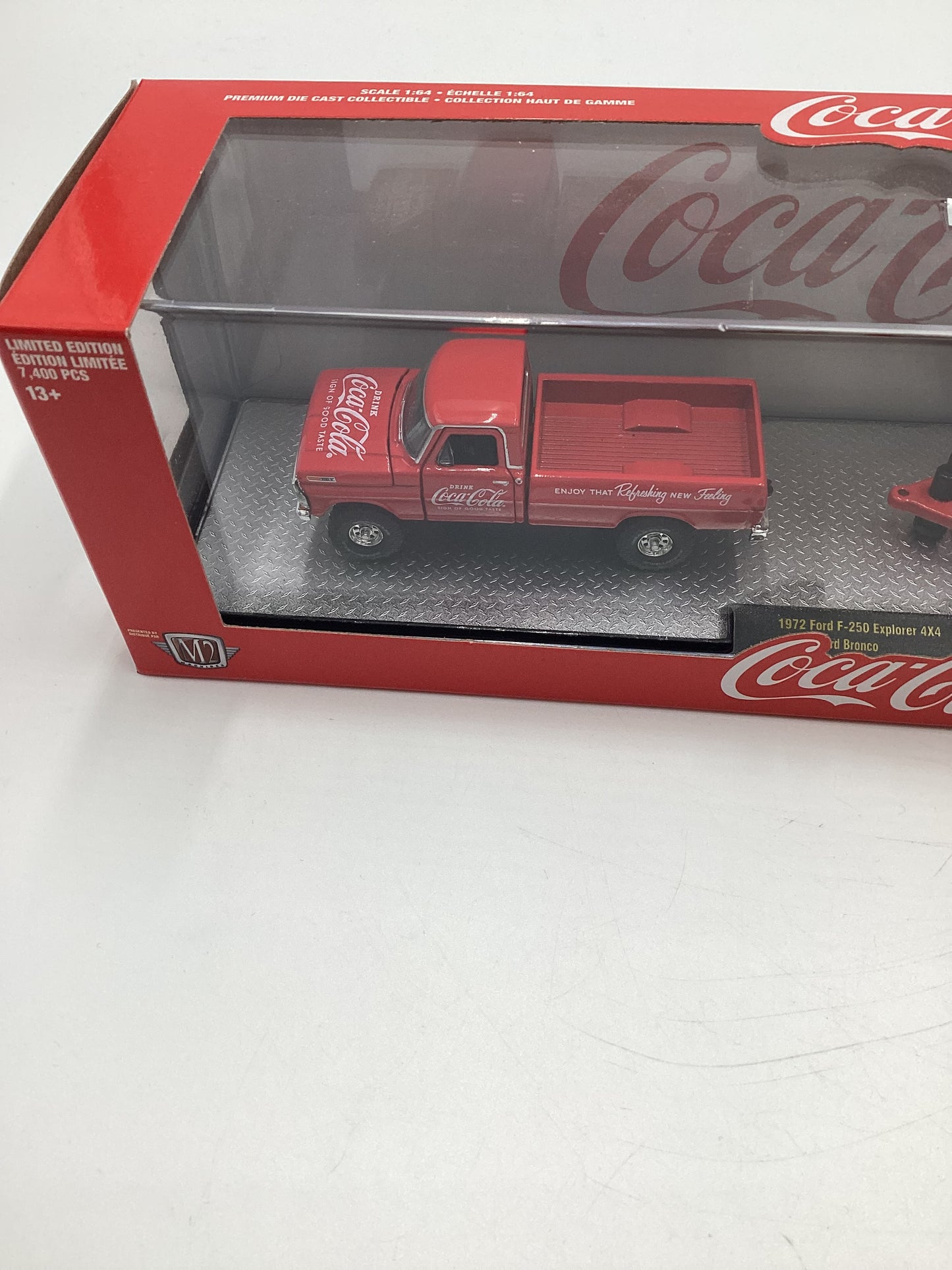 M2 Machines Auto Haulers Coca Cola 1972 Ford F-250 & 1966 Ford Bronco TW11