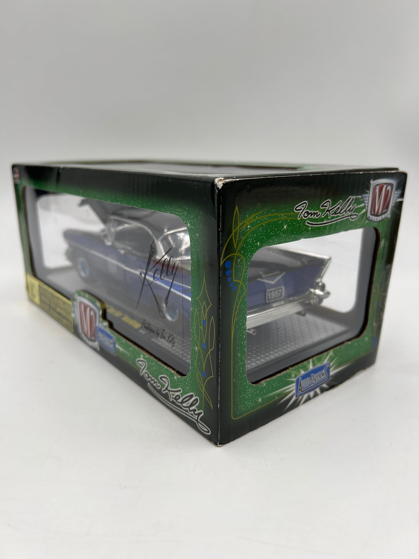 M2 Machines 1/24 Premium Edition Auto-Dreams Tom Kelly 1957 Chevrolet Bel Air Hardtop Blue/Black 12-12