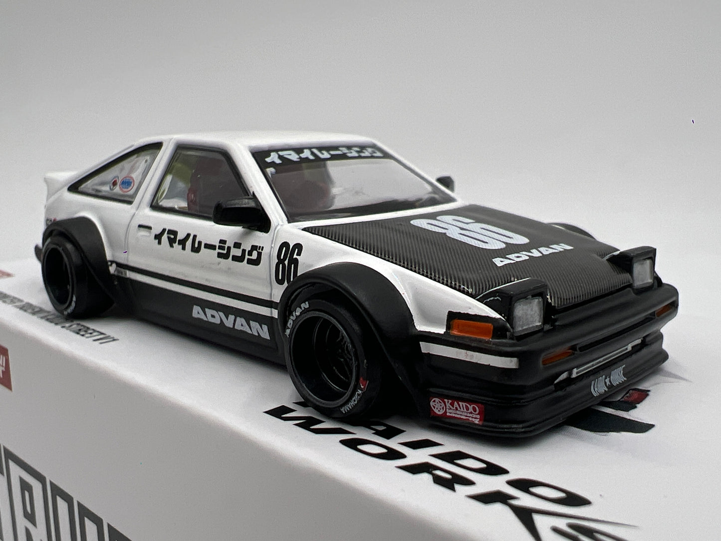 Mini GT Kaido House #180 KHMG 180 Toyota Sprinter Trueno Kaido Street V1 White/Black