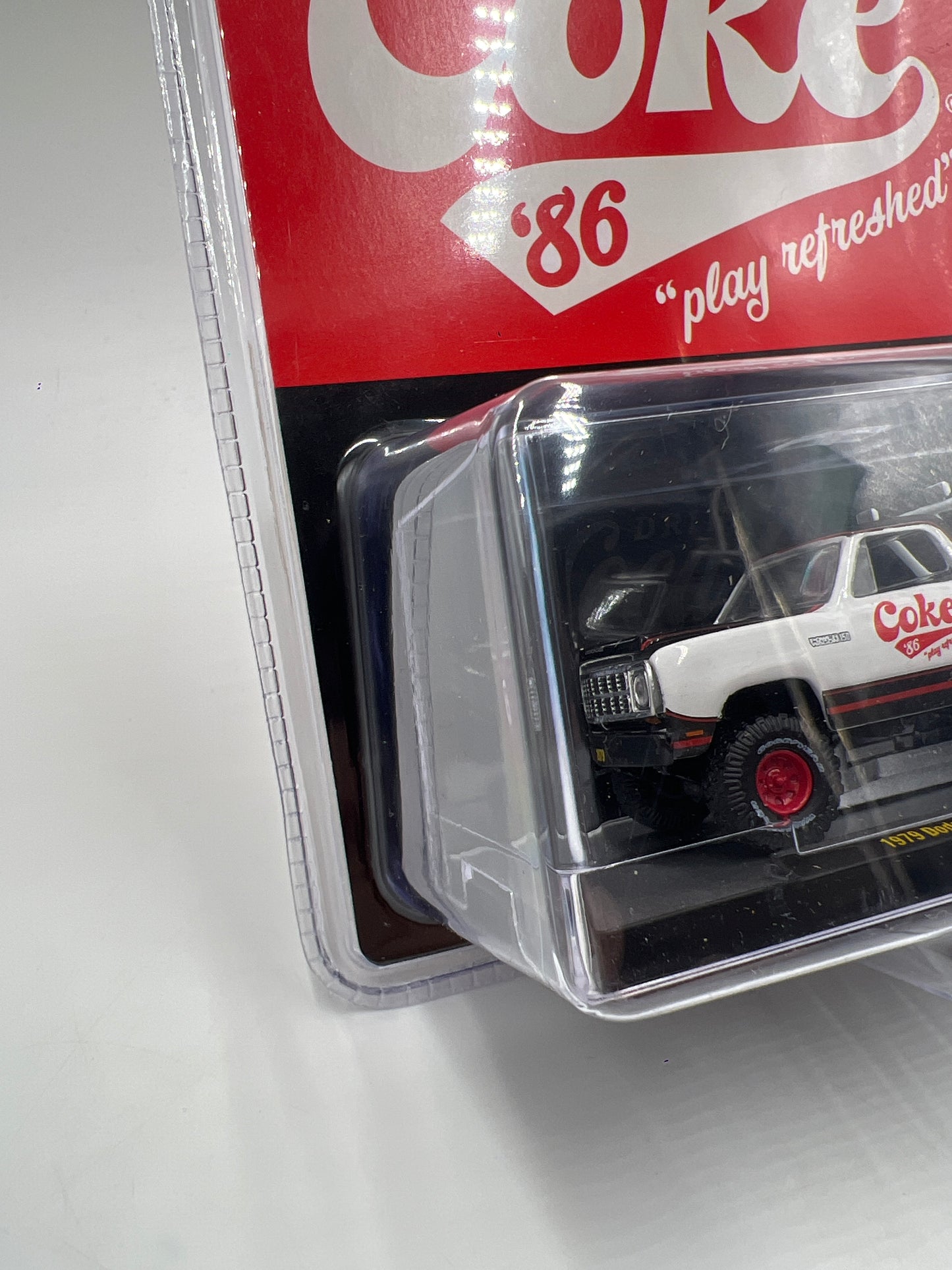 2025 M2 Machines Coca Cola 1979 Dodge 150 Macho Power Wagon A54 201F