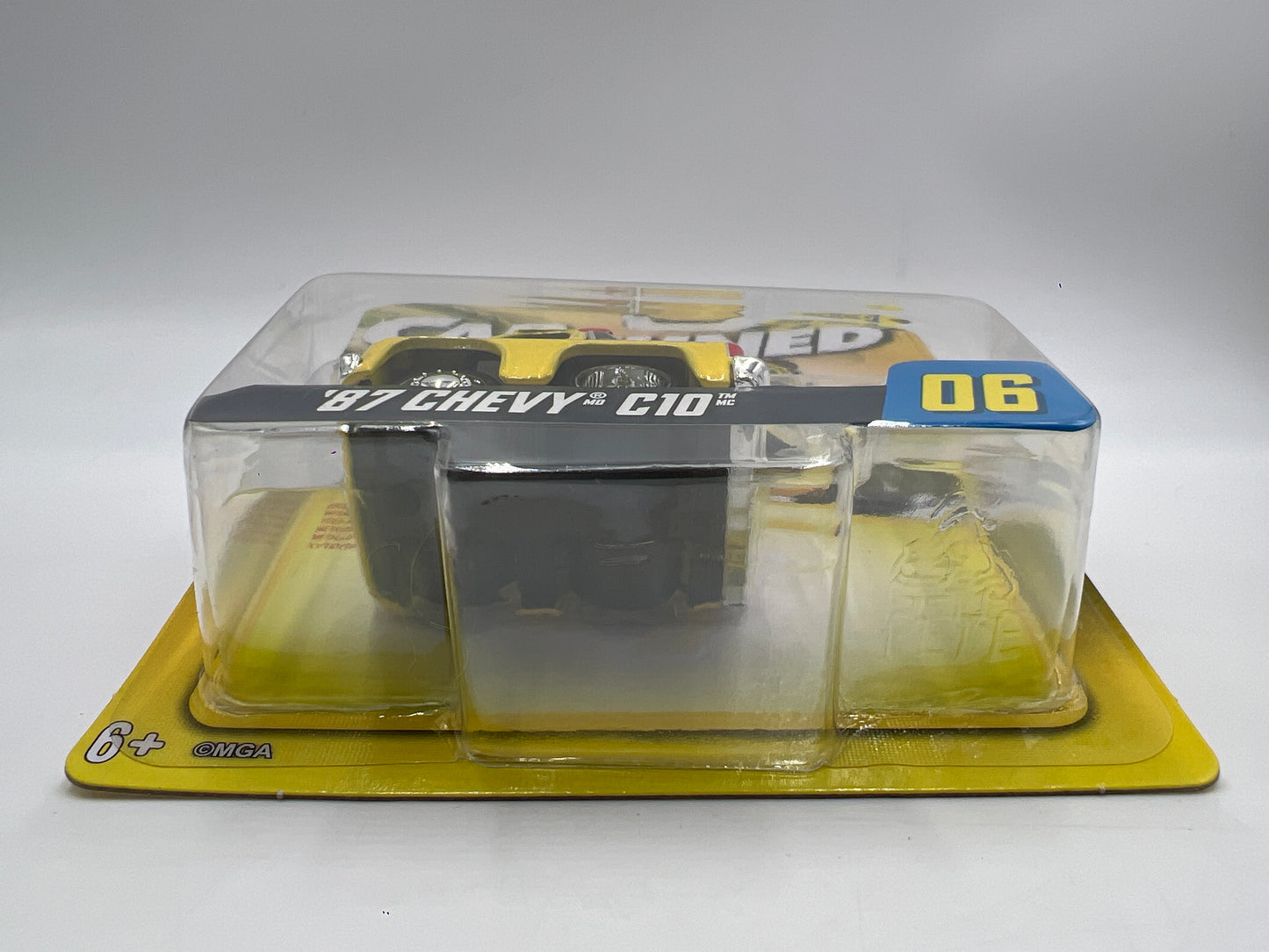 2025 MGA Car Tuned Series 3 #6 87 Chevy C10 Tow Truck Yellow 179F