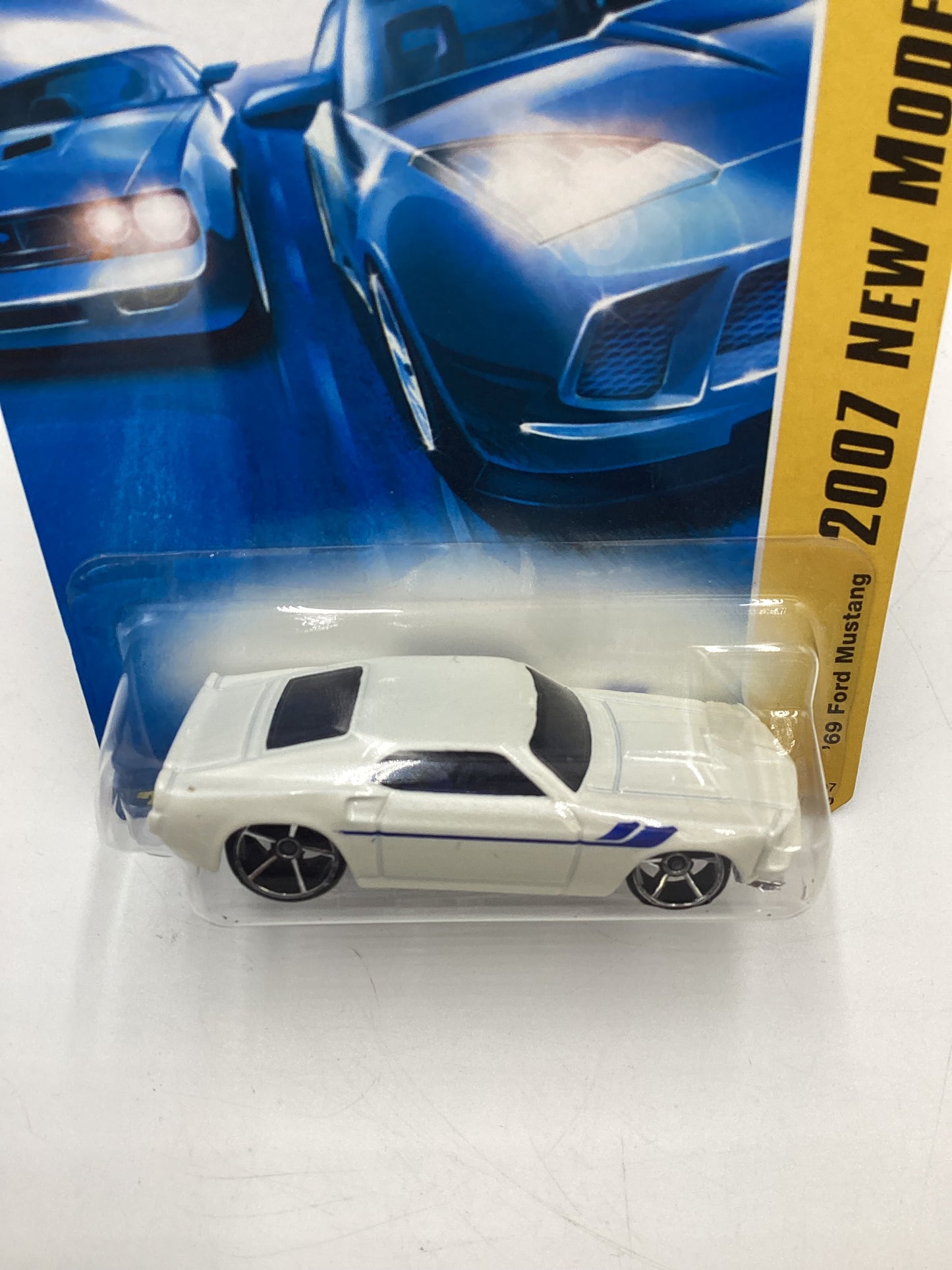 2007 Hot Wheels New Models #4 69 Ford Mustang White 26G