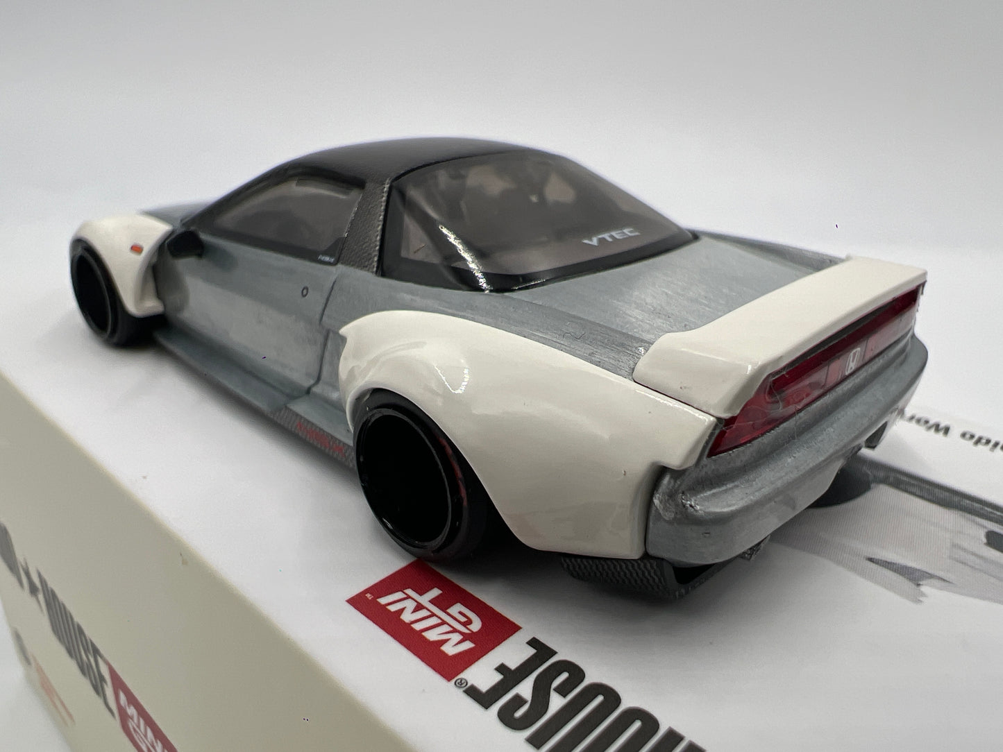 Mini GT x Kaido House RAW CHASE #148 Honda NSX Kaido Works V2 White