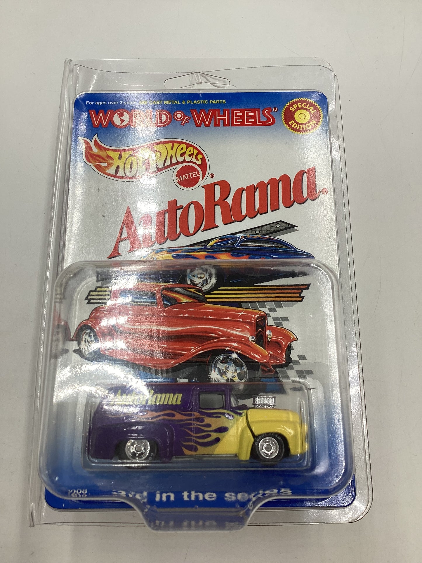 Hot wheels World of Wheels Autorama 56 Ford Purple with protector