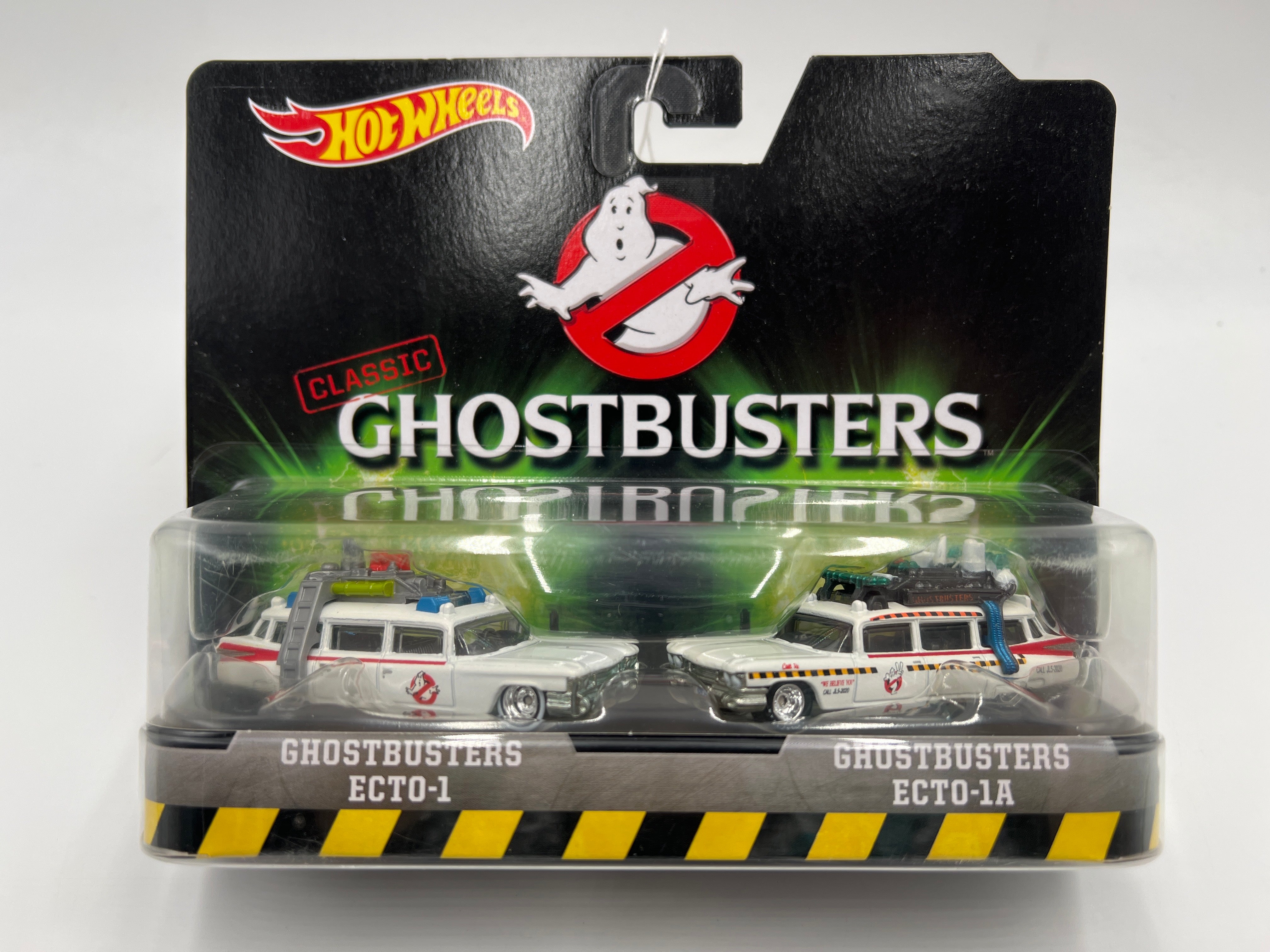 Hot Wheels Premium Classic Ghostbusters 2 Pack Ecto-1 & Ecto-1A
