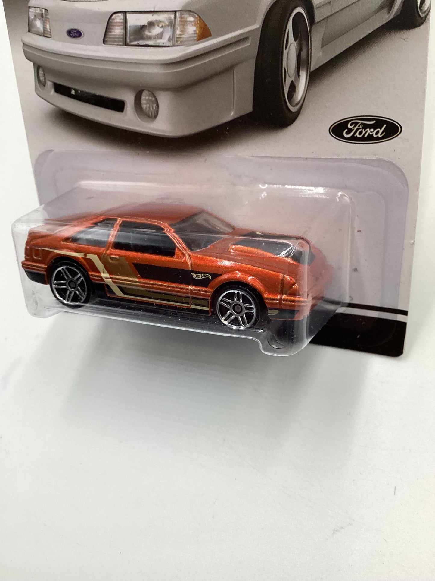 Hot Wheels Mustang 50 Years #4 92 Ford Mustang Orange 153D