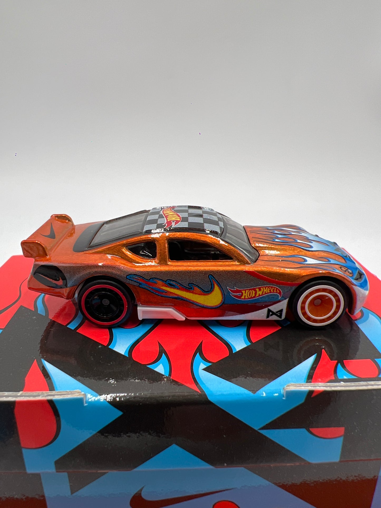 2022 Hot Wheels RLC Paul George x Nike Circle Tracker Orange