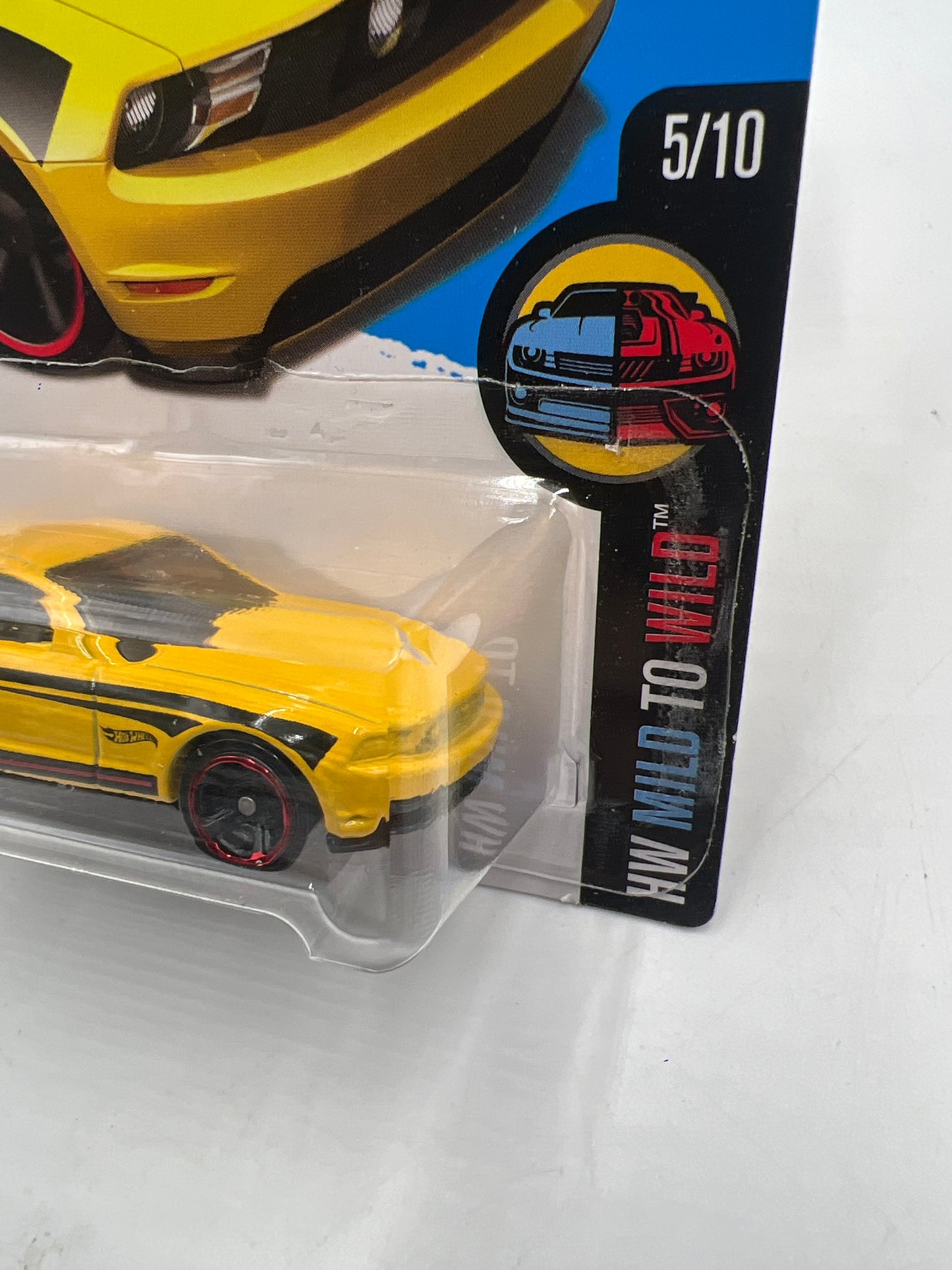 2016 Hot Wheels Mild to Wild #60 2010 Ford Mustang GT Yellow 32D