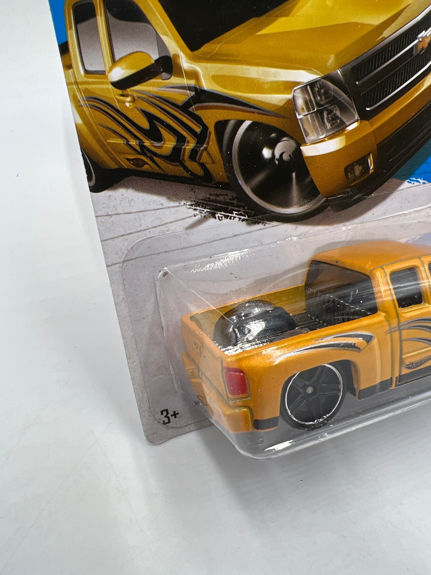 2013 Hot Wheels Showroom #168 Chevy Silverado Yellow W/Protector