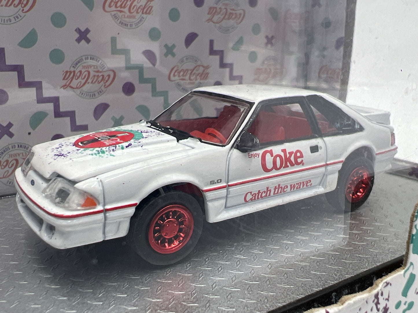 M2 Machines Auto Haulers Coca Cola CHASE 1990 Ford C-8000 & 1990 Ford Mustang GT TW05